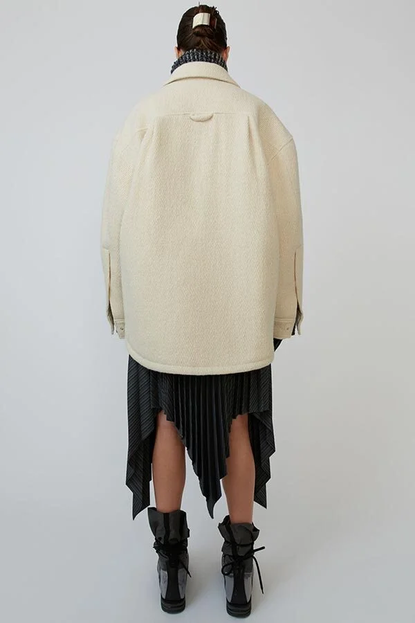 acne-studios-surchemise-beigeecru-4.jpg