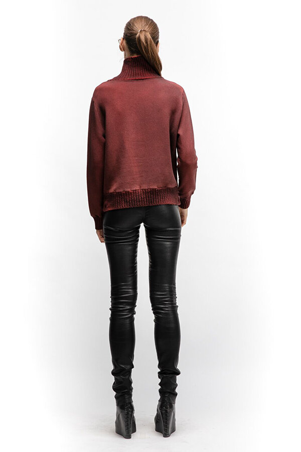 avant-toi-pull-salice-1.jpeg