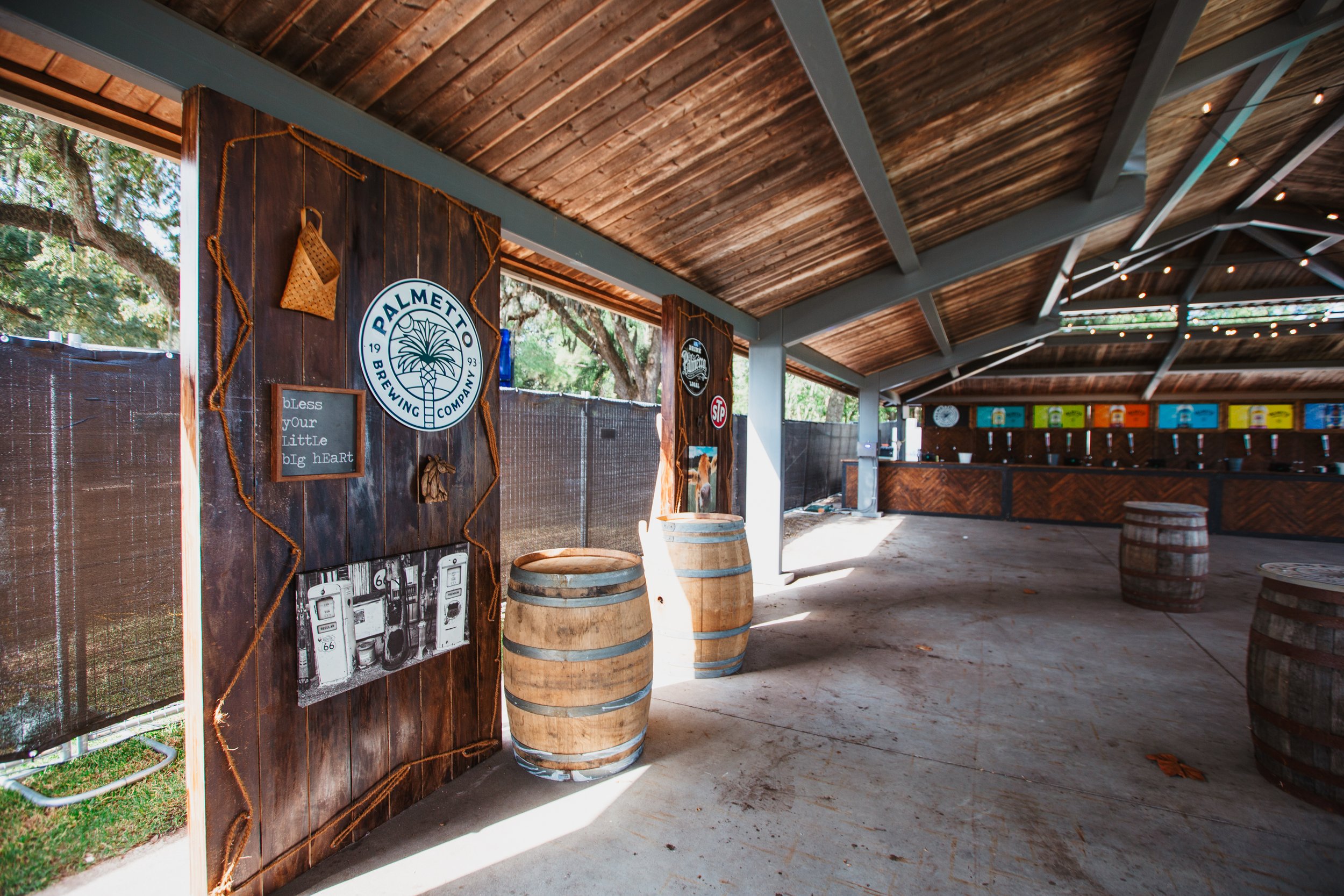 CoraWagoner_Saloon_RF2023-9459.jpg