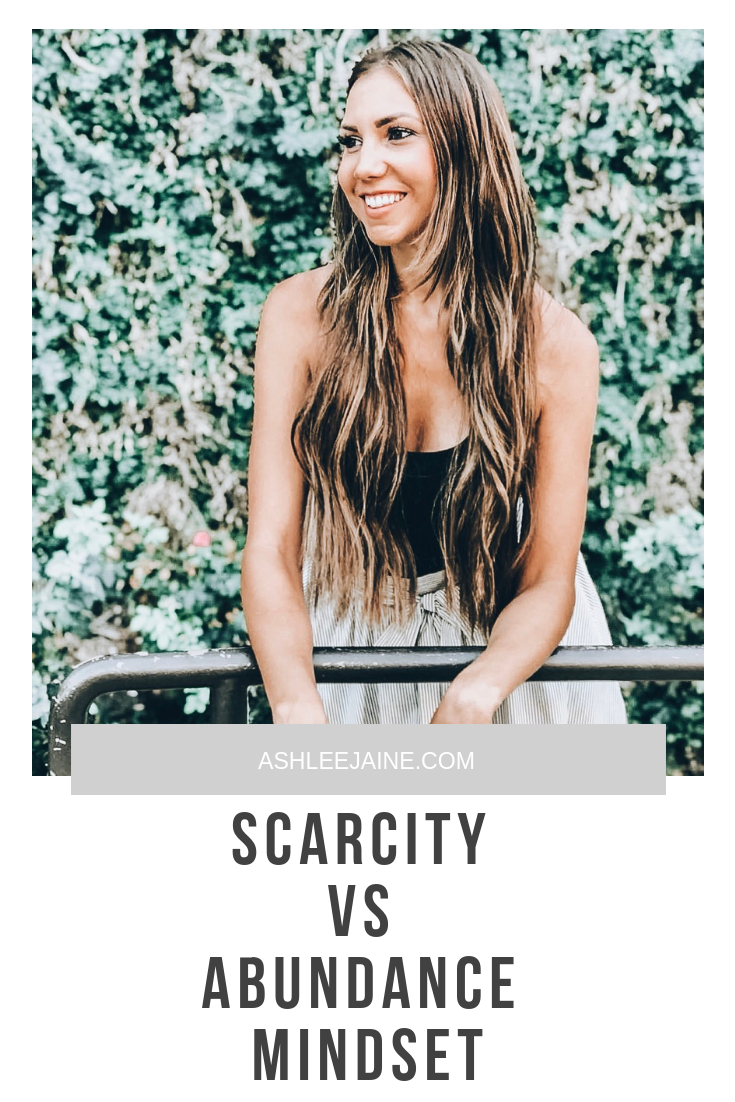 SCARCITY VS ABUNDANCE MINDSET.png
