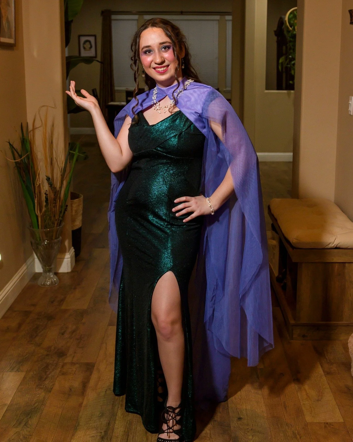 Winter formal 2026
UHS Event photos! 
Nikon D500
50 mm 
Rotolite Key light