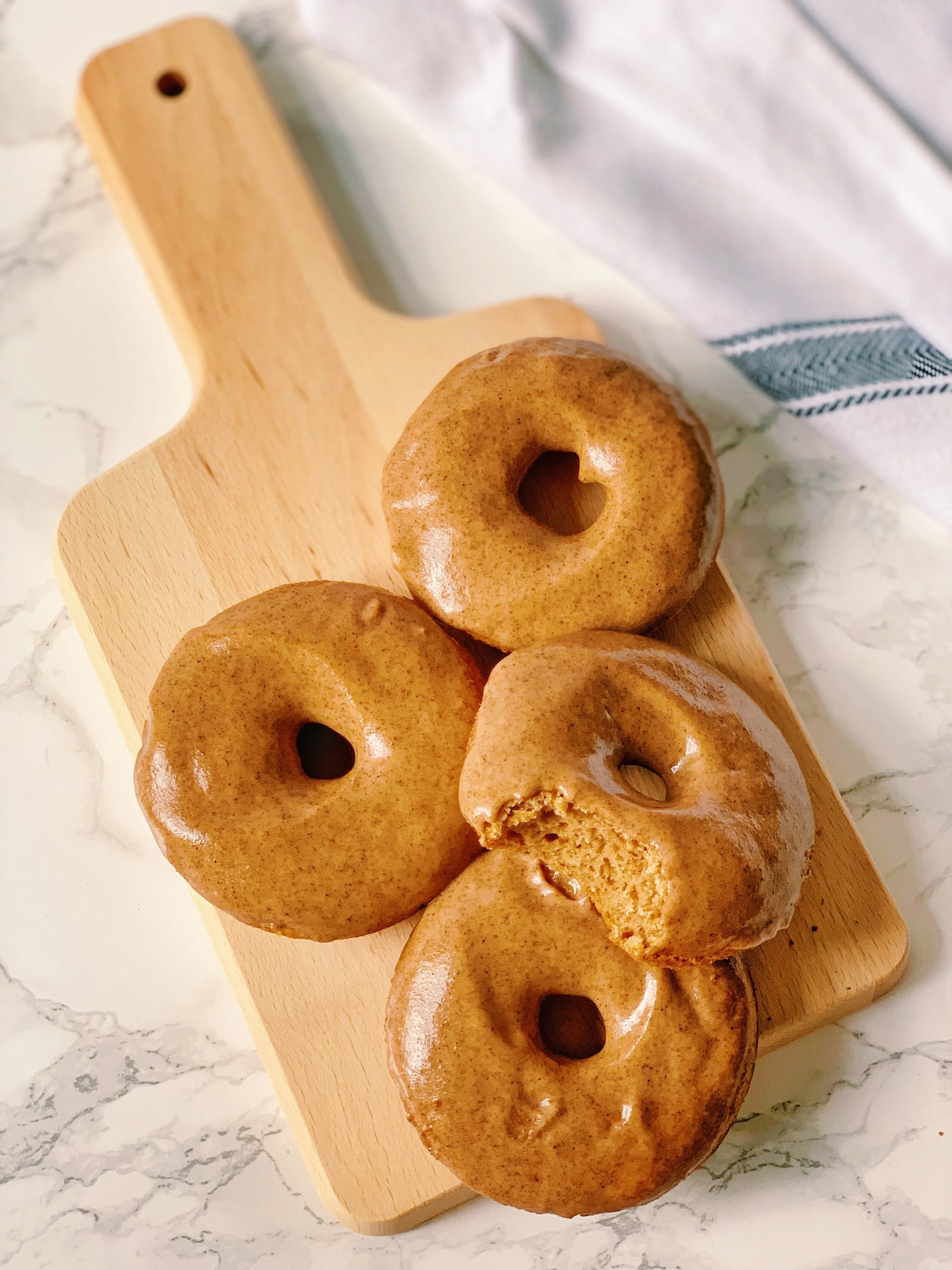 Paleo Maple Cinnamon Donuts