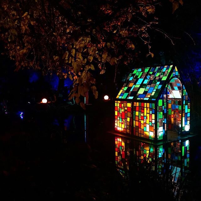 Last light of 2019, ready to wake up in a new decade. Camouflage House at @descansogardens Enchanted Forest of Light. Wishing you and yours a colorful new year.