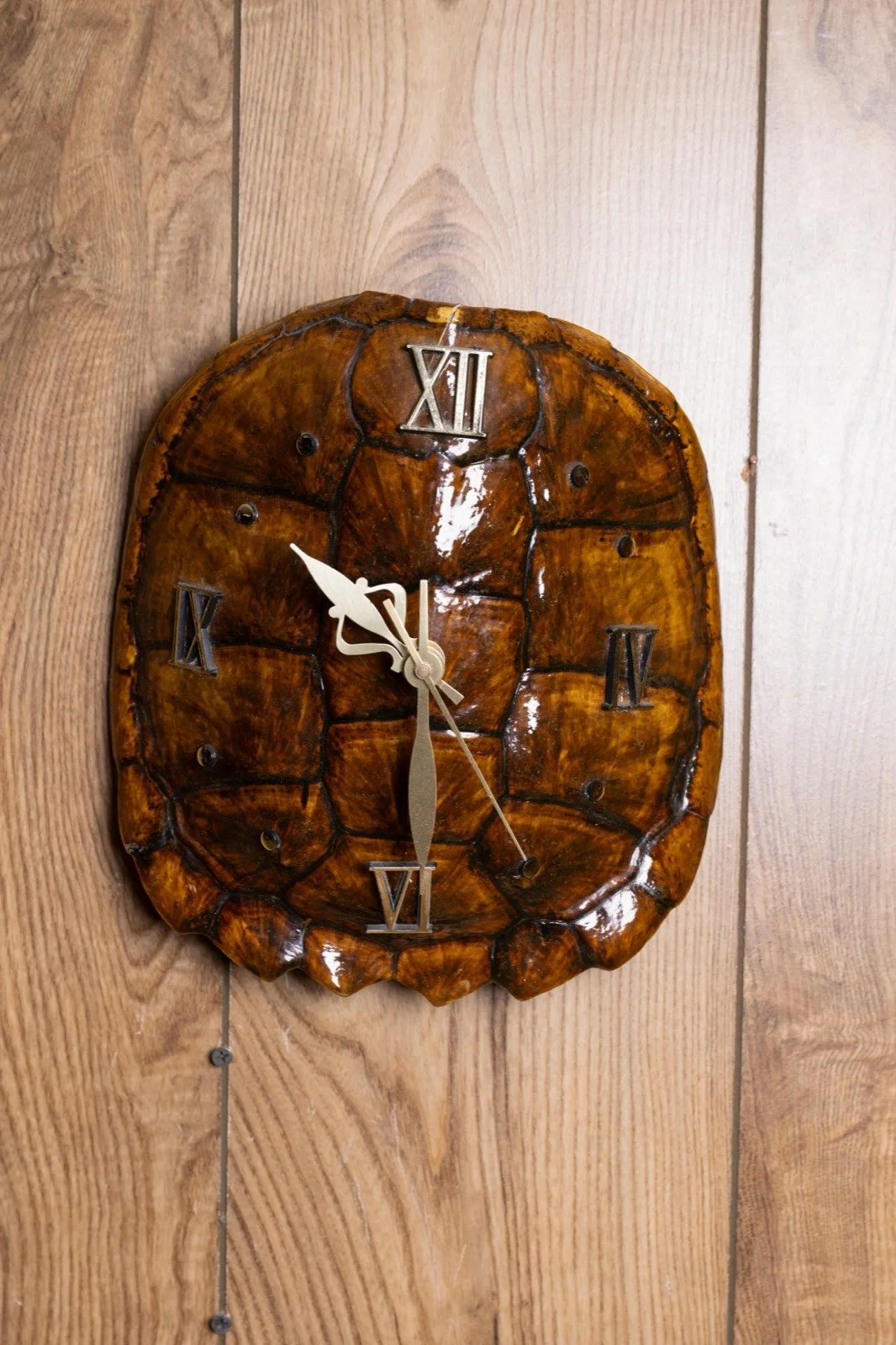 Turtle shell clock, 11" diameter, view 1