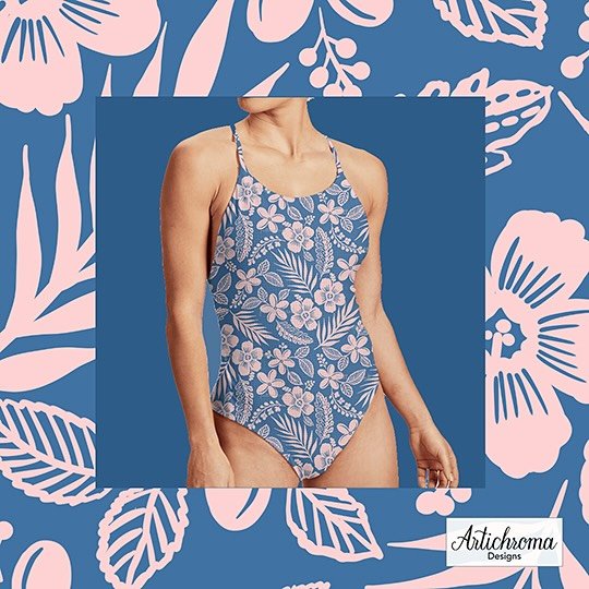 It&rsquo;s still summer!🌞 
Hawaiian tropical floral print in two color palette. Now available to license only at Patternbank. 

EDITORS&rsquo; PICK! Thank you @patternbank!
.
.
.
.
#patternbank #newonpatternbank #patternbankdesigner #textiledesign #