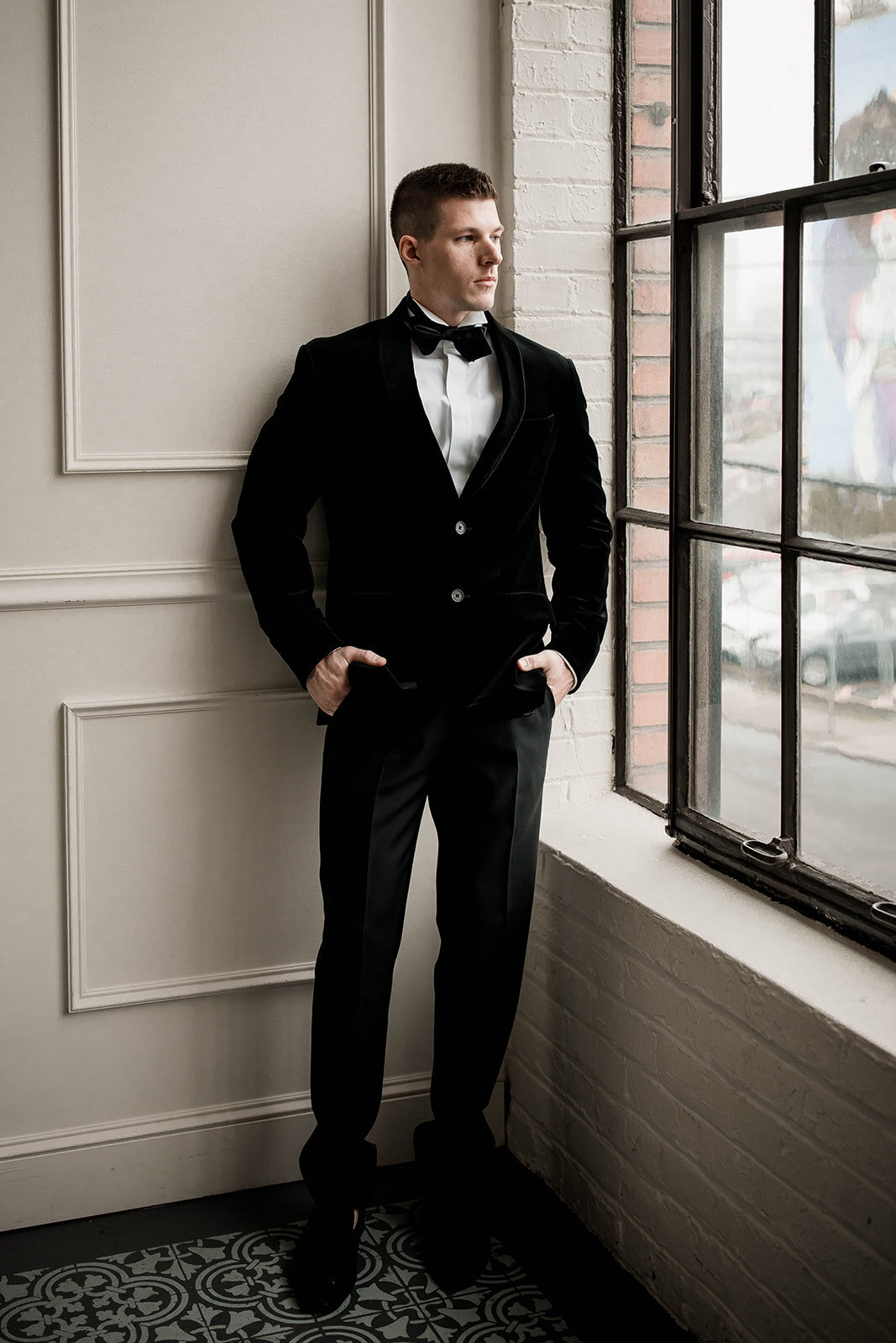 handsome_groom_wearing_the_black_tux