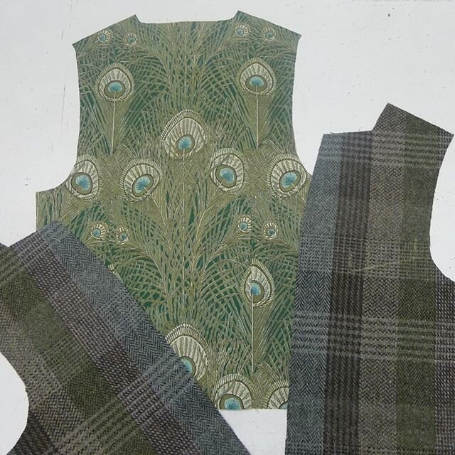 Heres a snap shot of our work in progress.... We cut out these lovely fabrics for a grooms wedding waistcoat. Such a lovely combo. They bought their own @harristweedauthority fabric and @libertyfabrics in for us which look fabulous together. 🔥🔥🔥 #