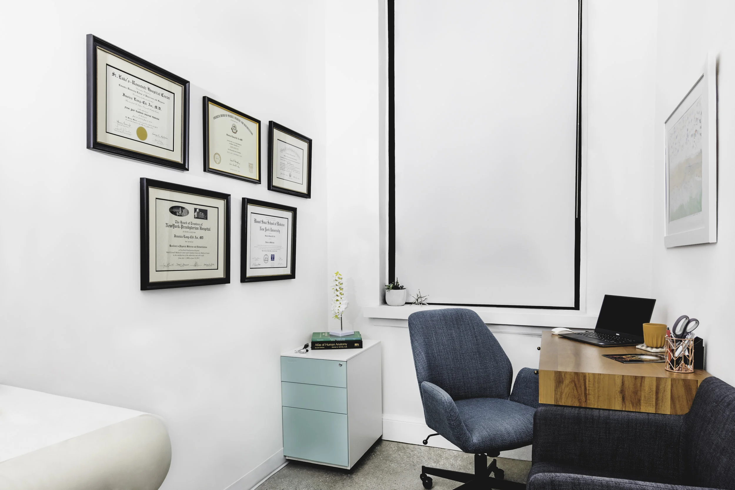 Jessica Au MD Exam Room.jpg