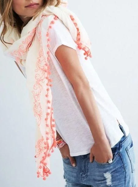 scarf and tee.jpg