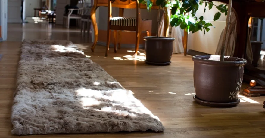 Hua Alpaca rug, fur rug in Light Taupe