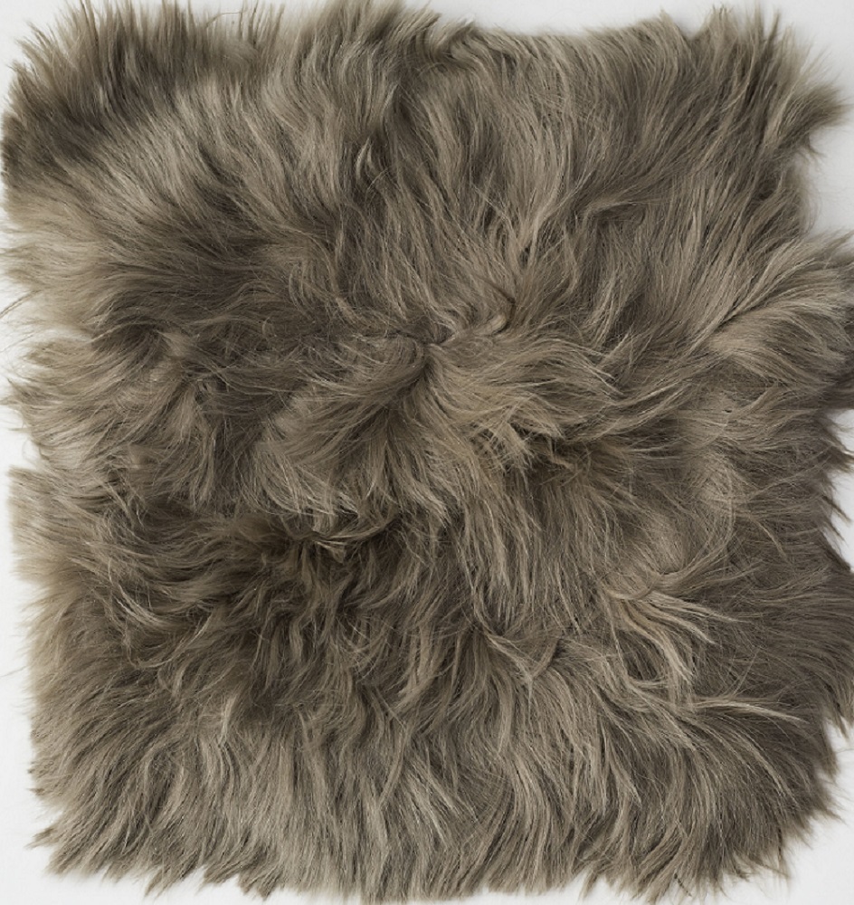 Suri Alpaca fur in Taupe