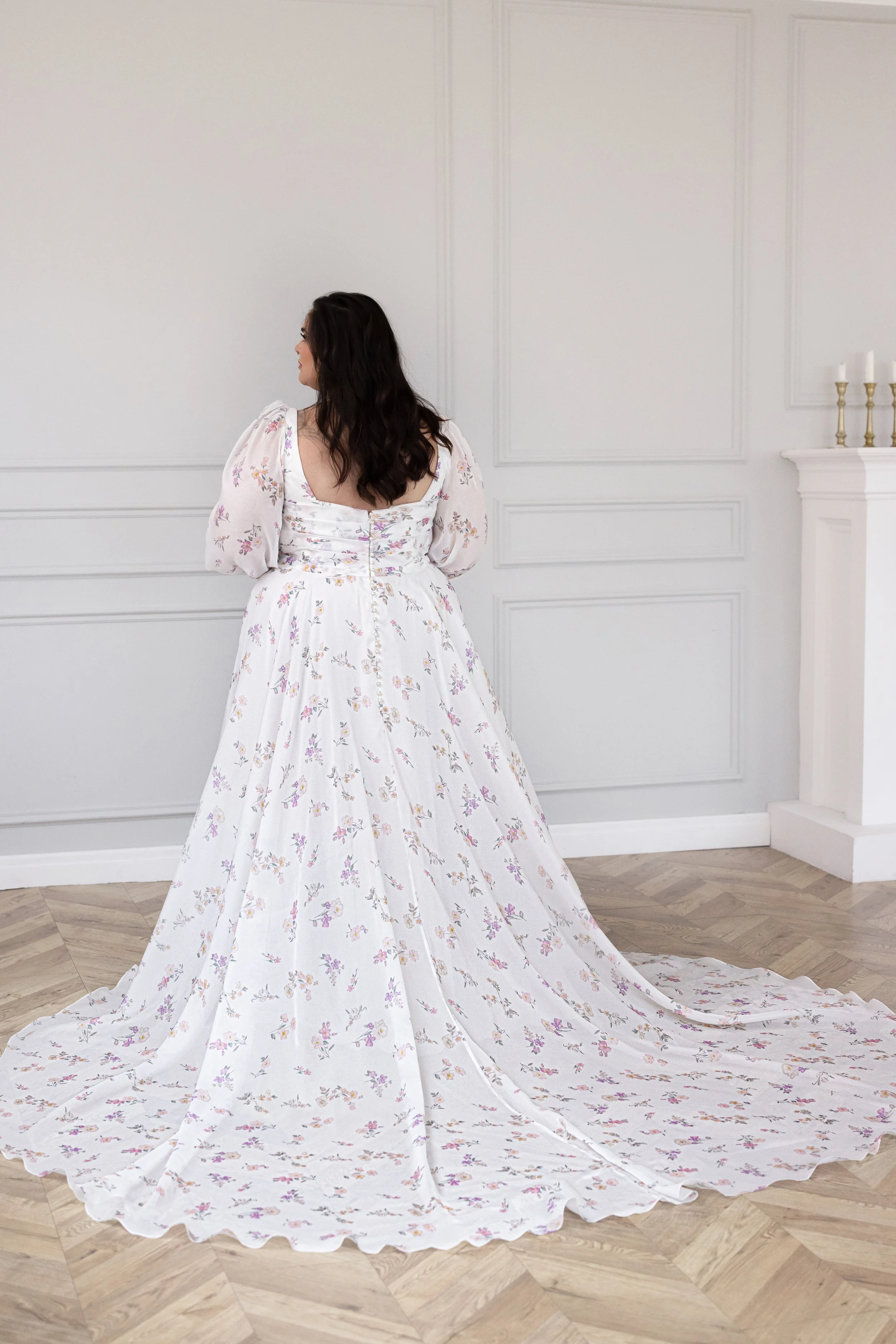 Plus Size Wedding Dresses with Colour I Pastel Plus Size Wedding Dress I Bridgerton Style Wedding I Surrey, Kent, London, UK