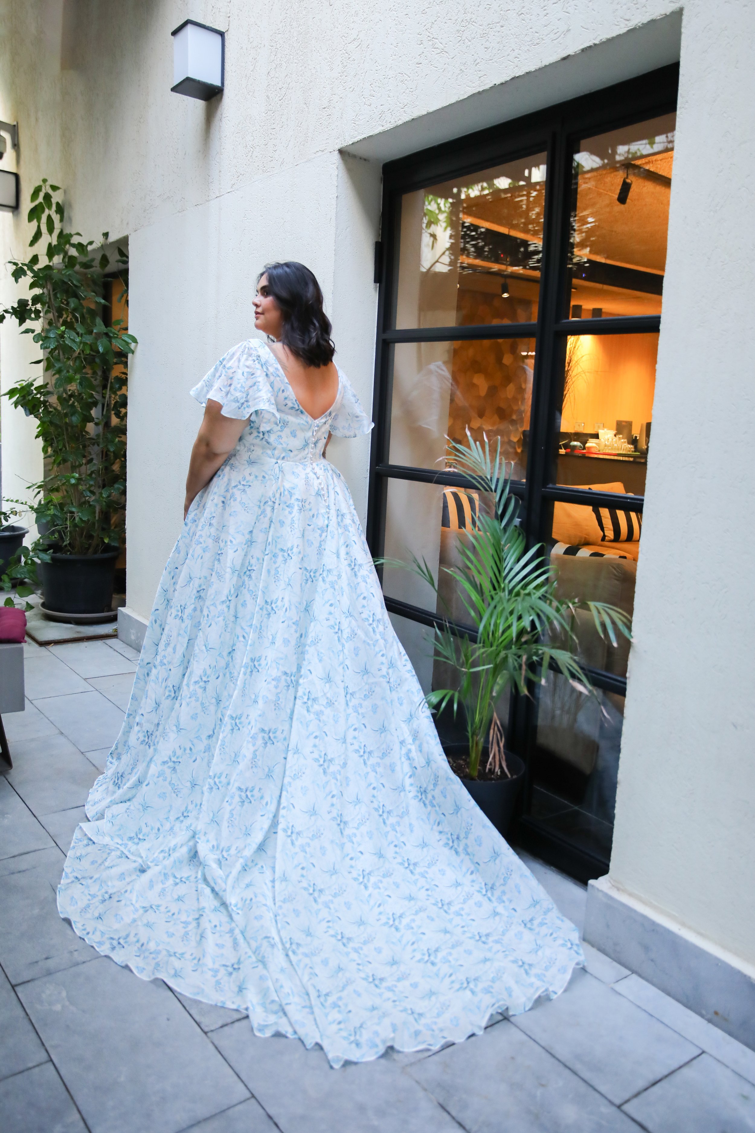 Amazing Blue Floral Plus Size Wedding Dress South East, Surrey, UK