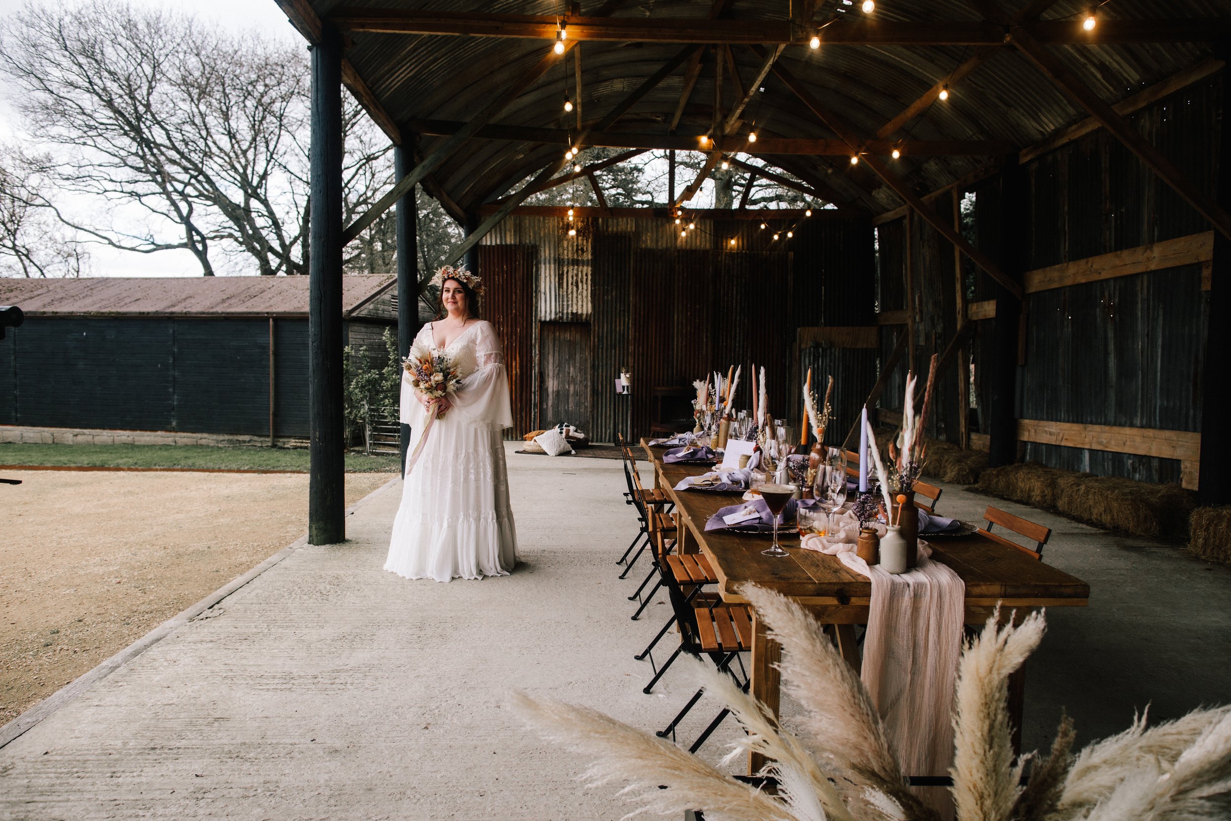 Silchester Farm Berkshire Wedding Shoot-167.jpg