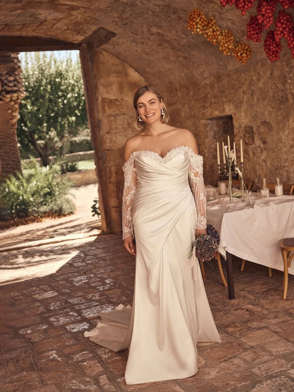 Fitted plus size wedding dresses UK - satin wedding dresses for plus size brides UK, Surrey near London and Kent