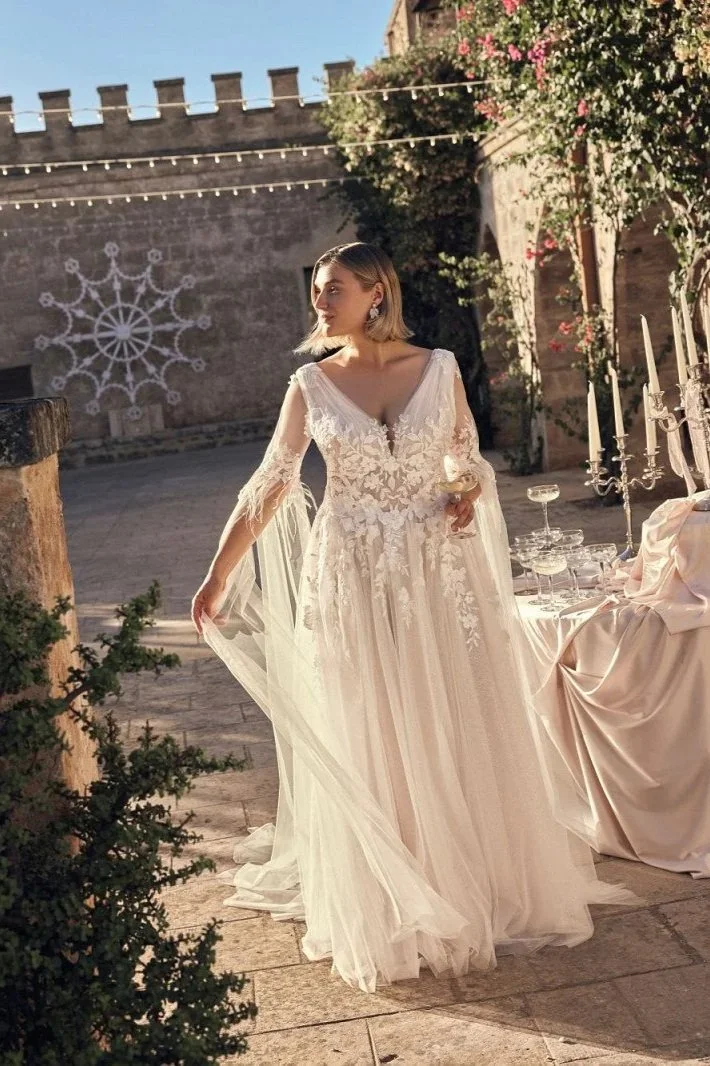 Unique plus size wedding dresses in the UK - Surrey bridal shops with plus size wedding dresses near South London and Kent