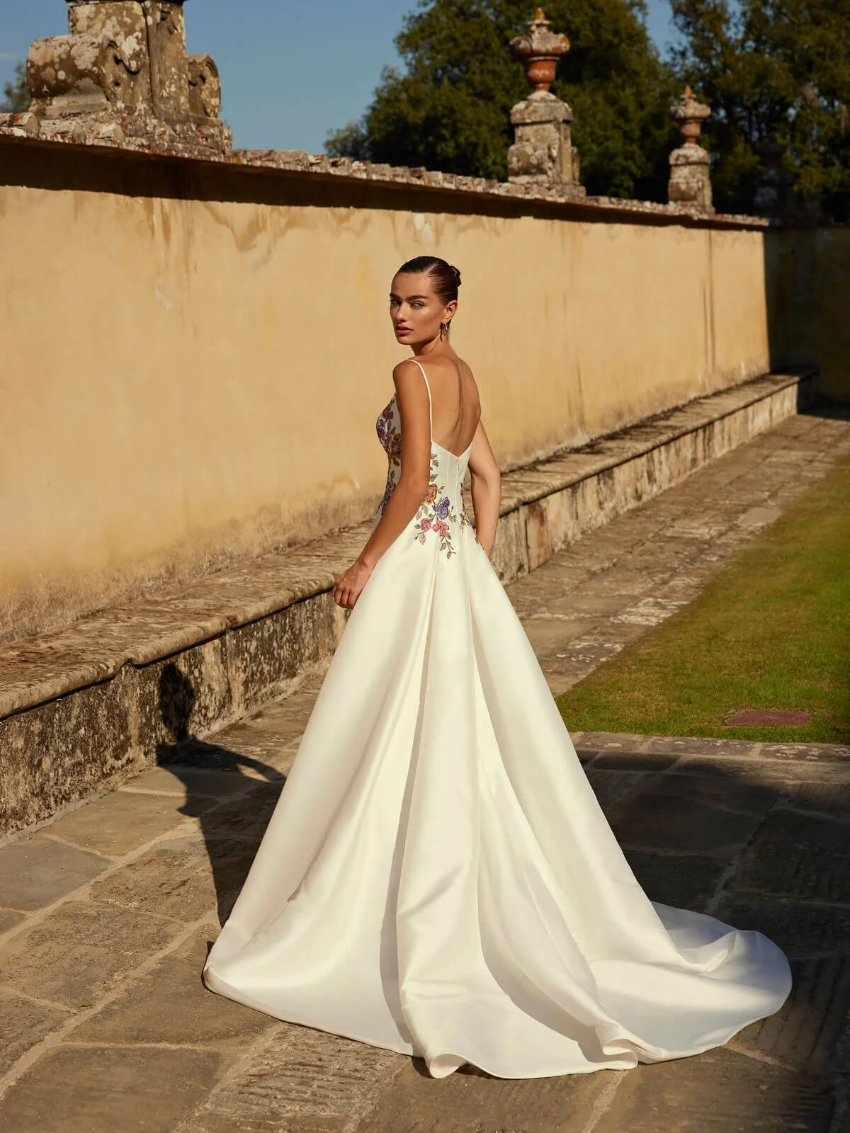 Drizzy Modeca I Colourful Plus Size Wedding Dress UK I Surrey, Kent, London, Sussex