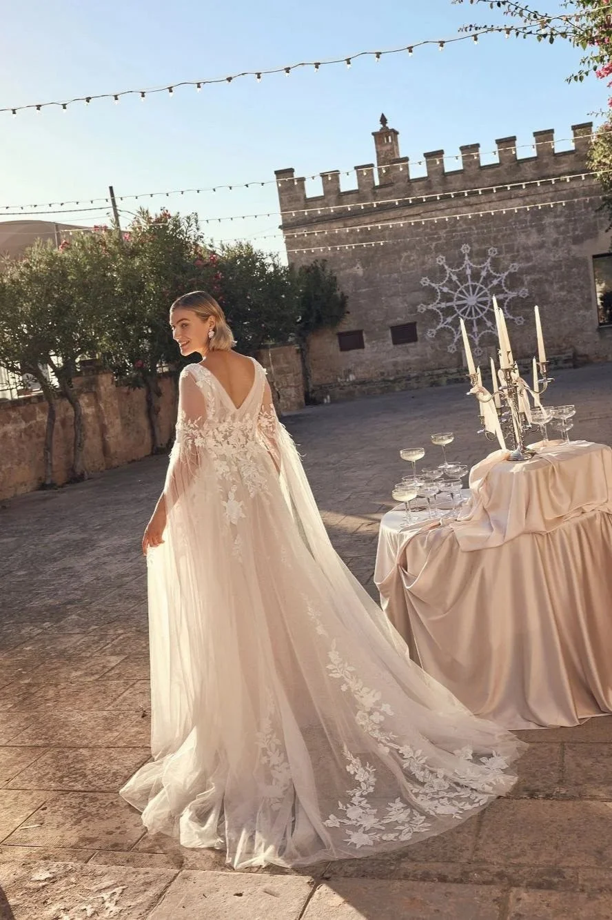 Unique plus size wedding dresses in the UK - Surrey bridal shops with plus size wedding dresses near South London and Kent