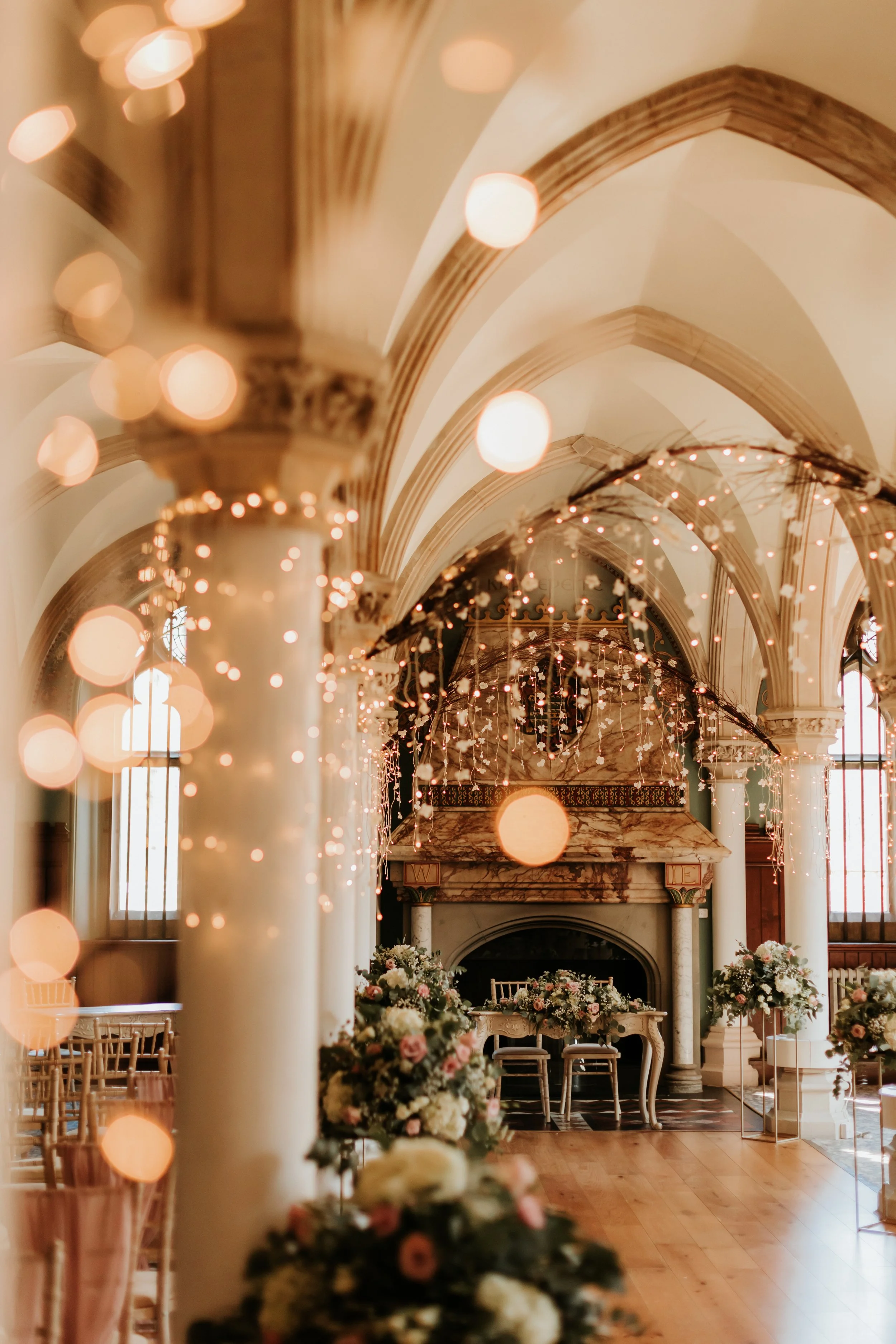 A Stunning Wotton House Wedding in April 