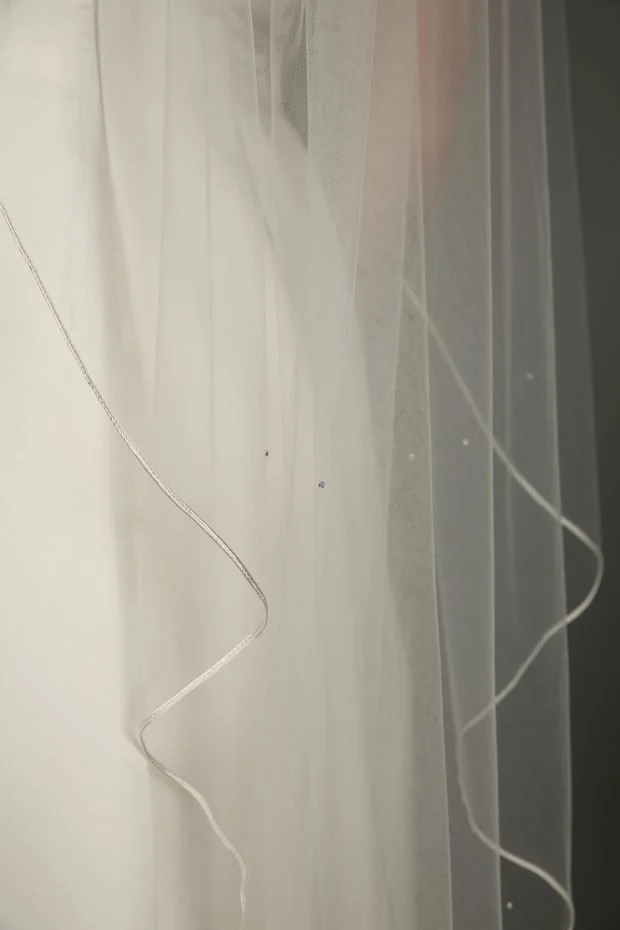 Wedding veils to order online - bridal veils Surrey, London and Sussex