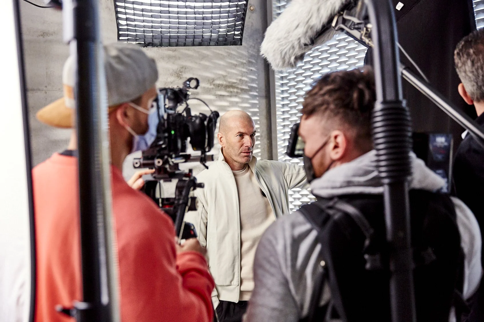 Zidane BTS EB 135.JPG