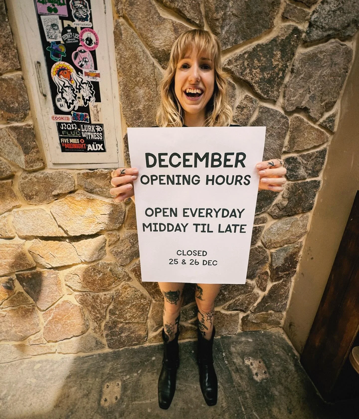 ⭐️ &hearts;️ DECEMBER OPENING HOURS &hearts;️ ⭐️ 
✨ 7 DAYS A WEEK FROM MIDDAY TIL LATE ✨ 

🎄 Closed 25, 26 Dec 🎅🏼 

JAN OPEN EVERYDAY OTHER THAN JAN 1 &amp; 2