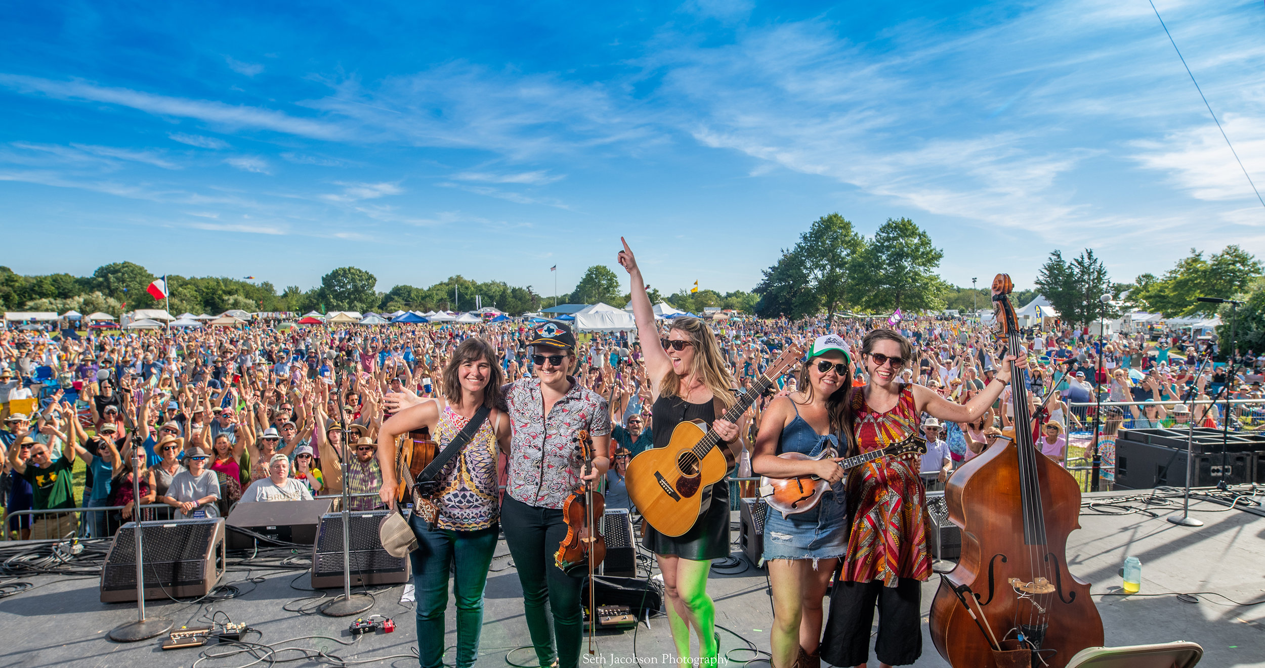 Della Mae