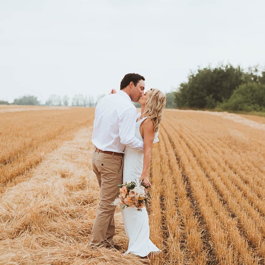WINNIPEG PAVILLION ELOPEMENT