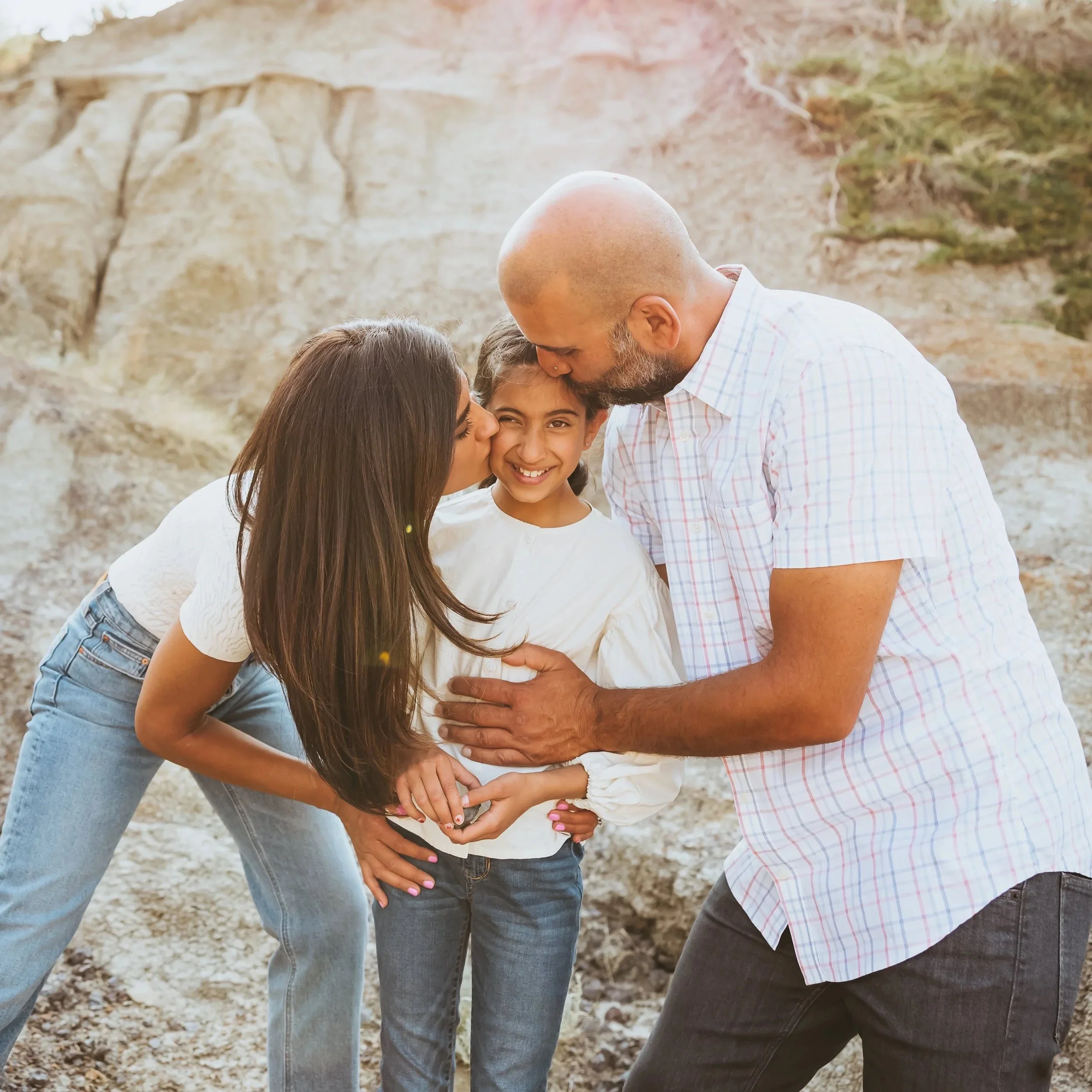 How to Prepare for Family Photos with Kids | Alberta Family Photographer