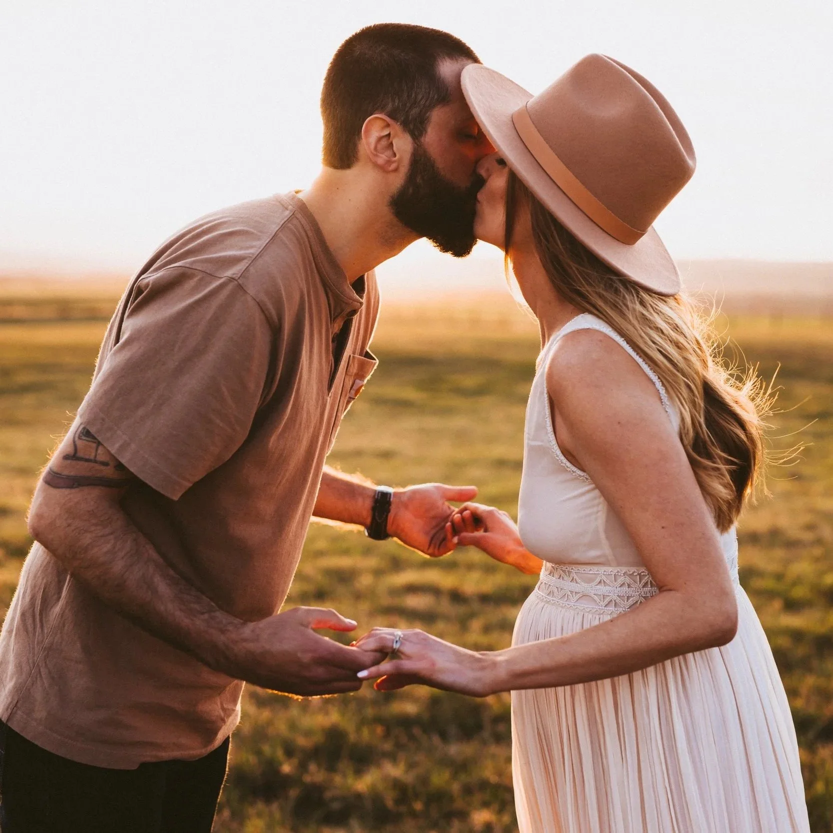 WHY A Maternity Photoshoot Is One of the Most Meaningful Ways to Begin Your Journey Into Motherhood