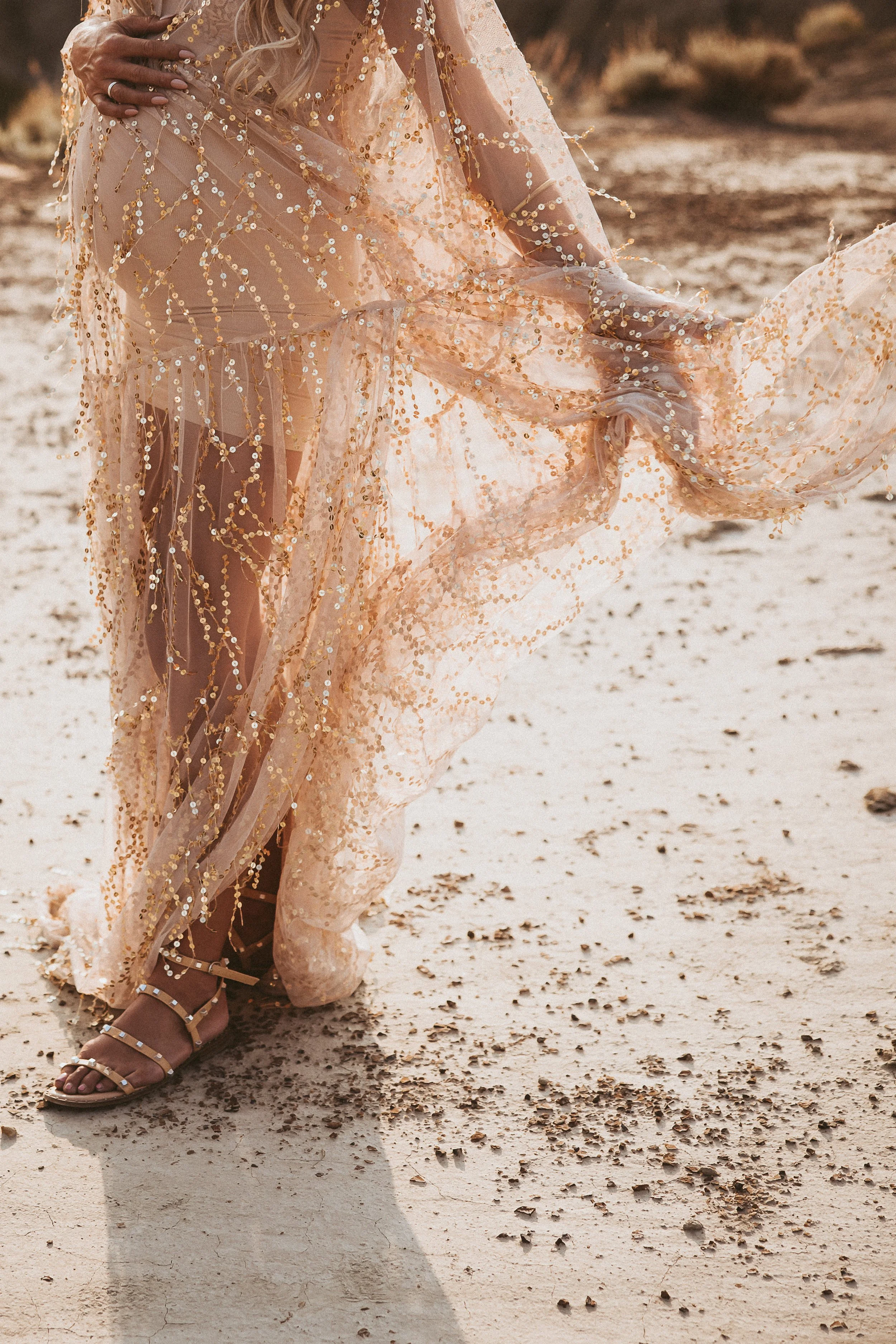 bogo-maternity-dress-alberta-photographer.jpg