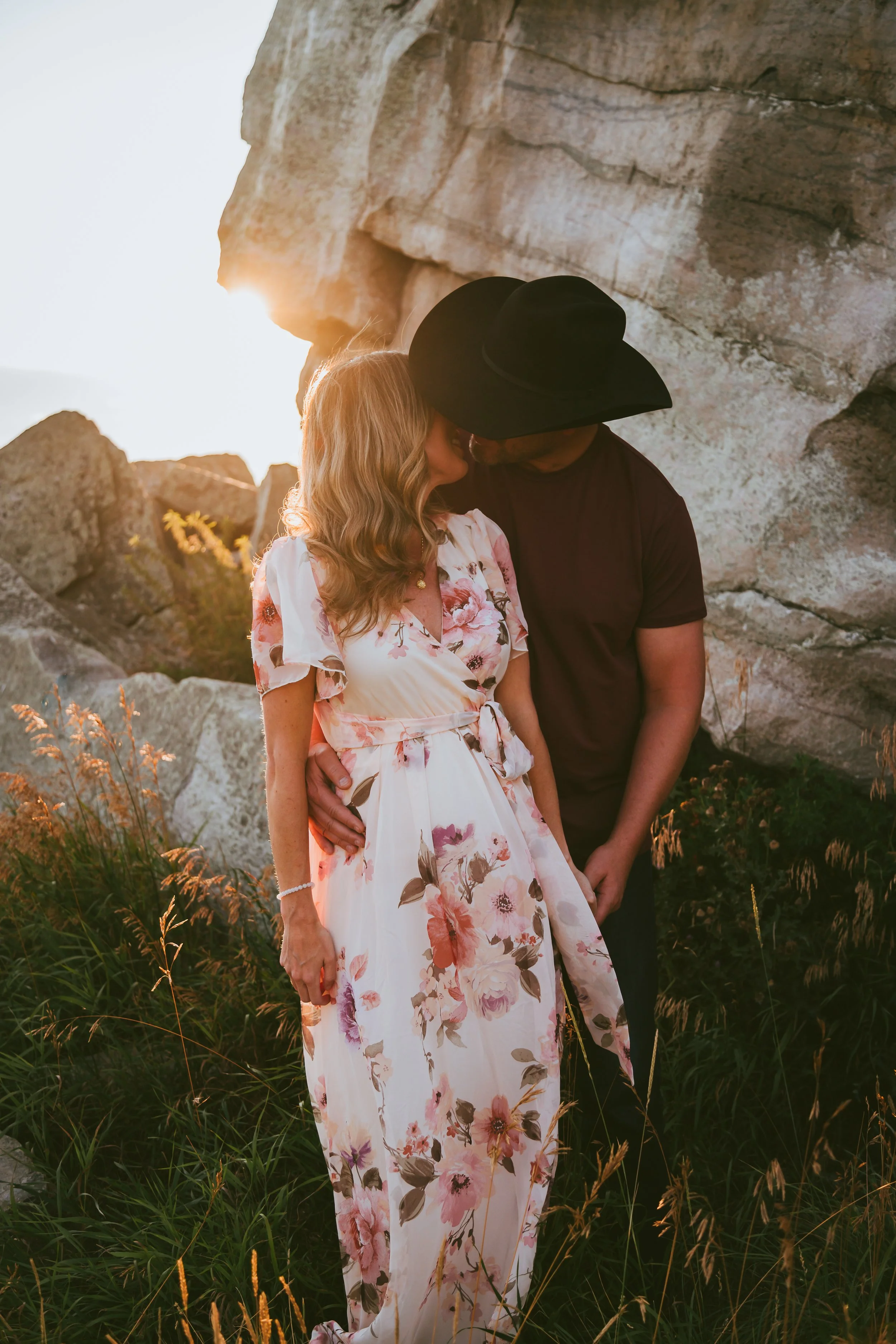 maternity-photos-alberta-maxine-lagarde-photography.jpg