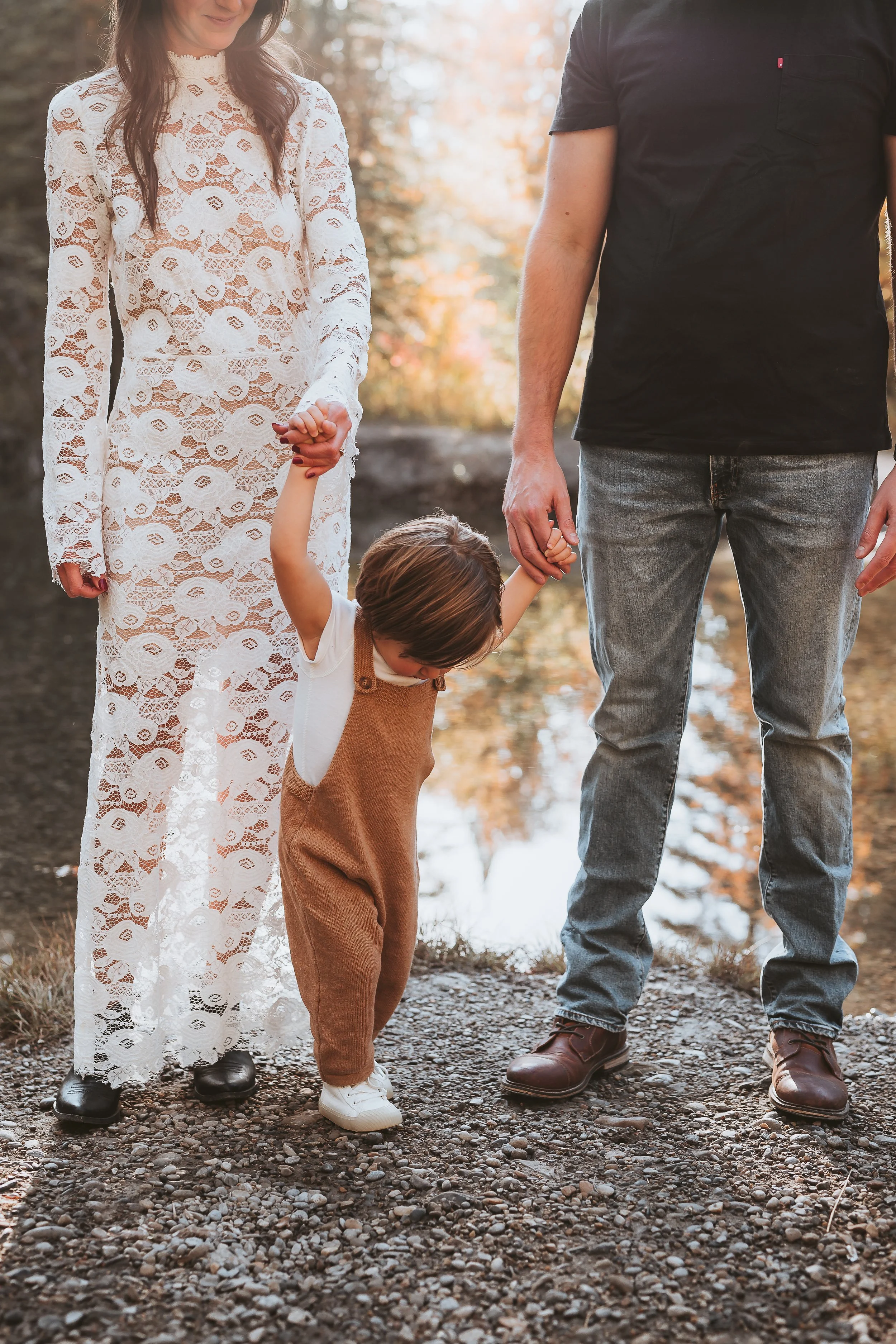 boho-maternity-family-photos-alberta.jpg45.jpg