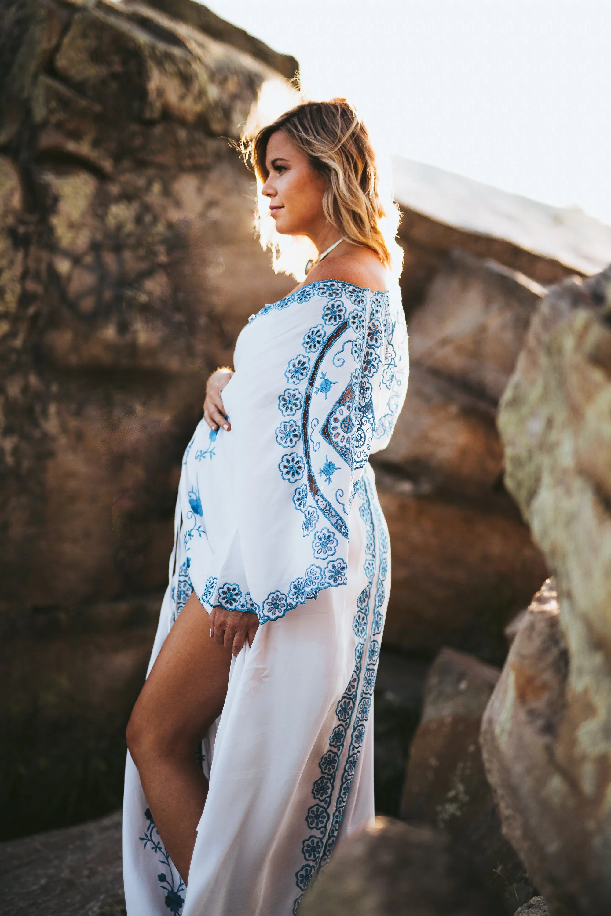 maternity-dress-photos-calgary-rock-erratic-sunset-jpg.jpg