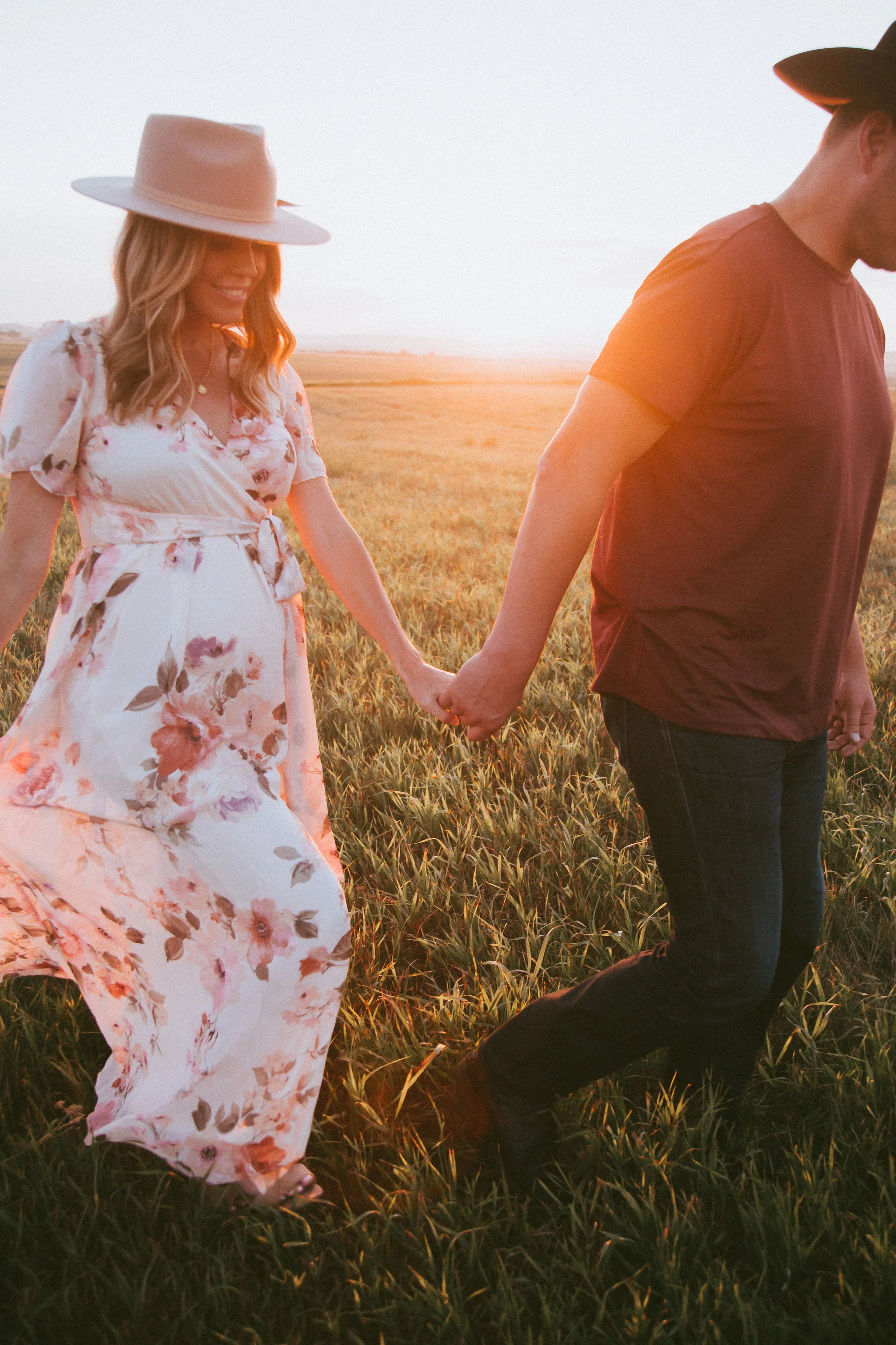 dreamy-maternity-photos-calgary-alberta-maxine-lagarde-photography.jpeg