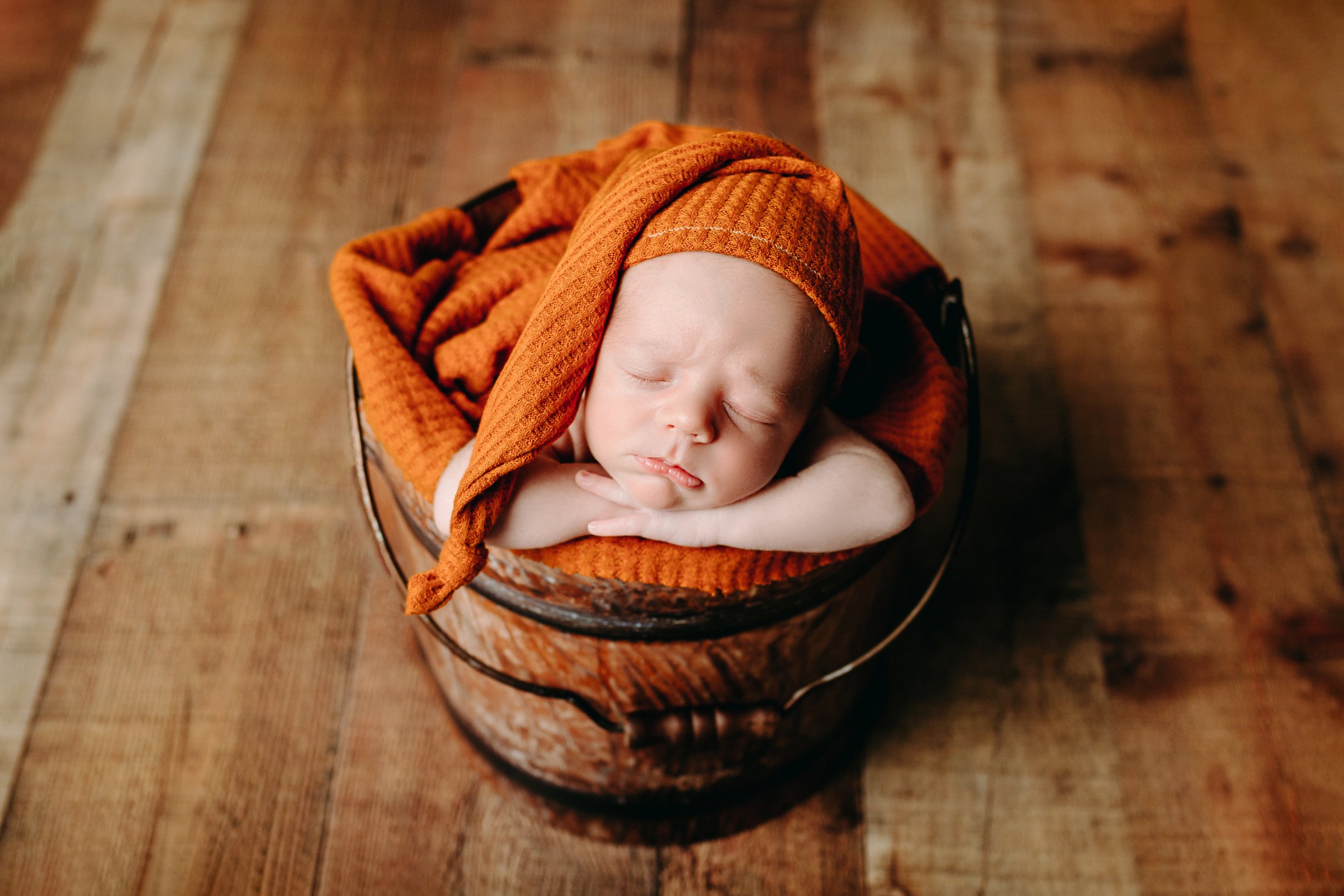 When to schedule your newborn photography session | Orlando & Oviedo