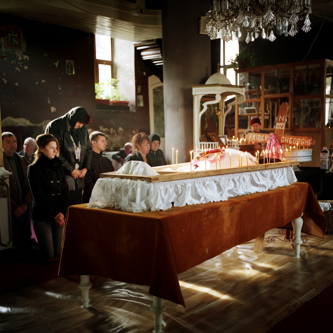  A funeral in one of the orthodox churches of Sulina 