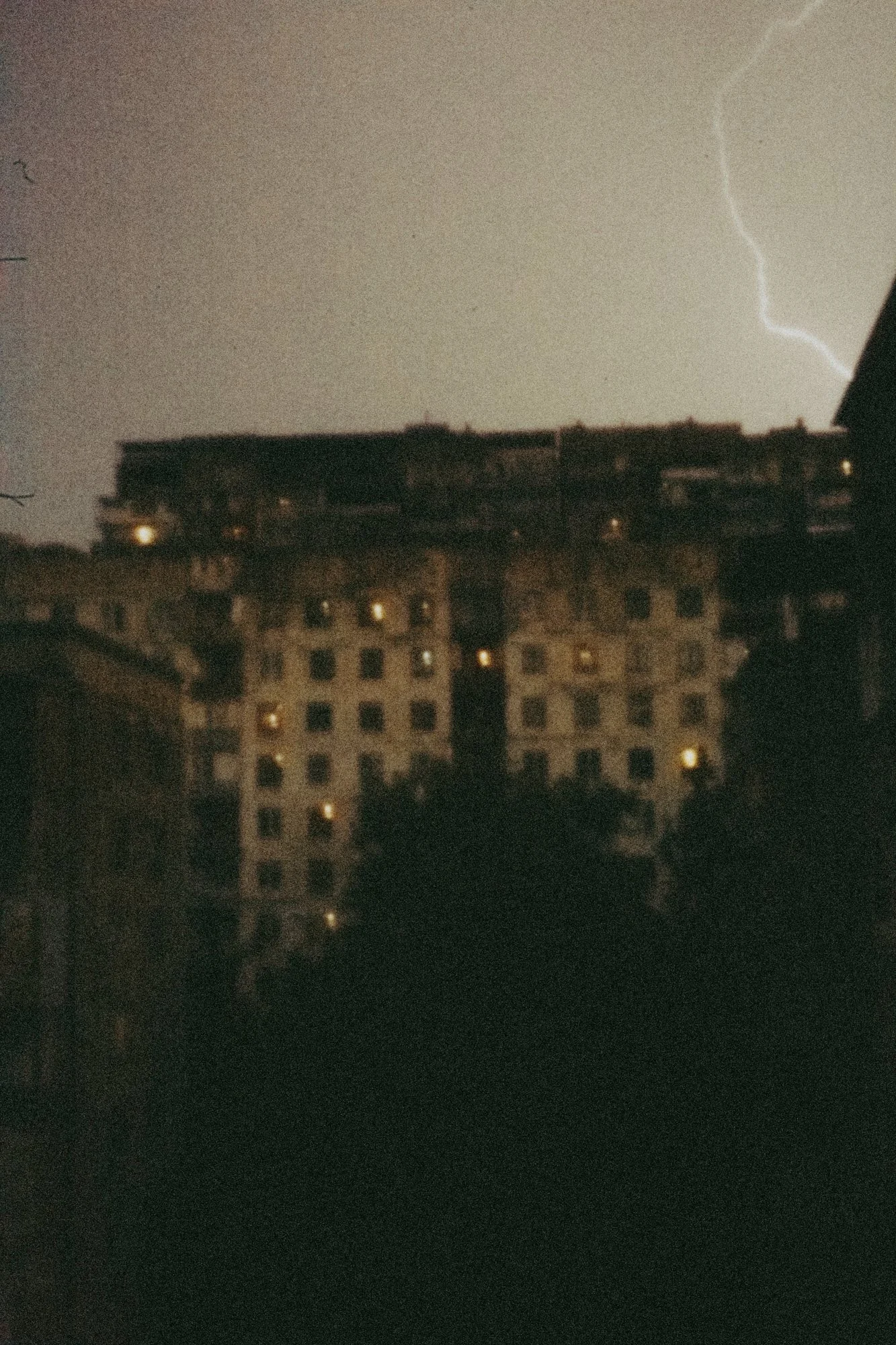 chronicle2_03_C18A4465 copie.jpg