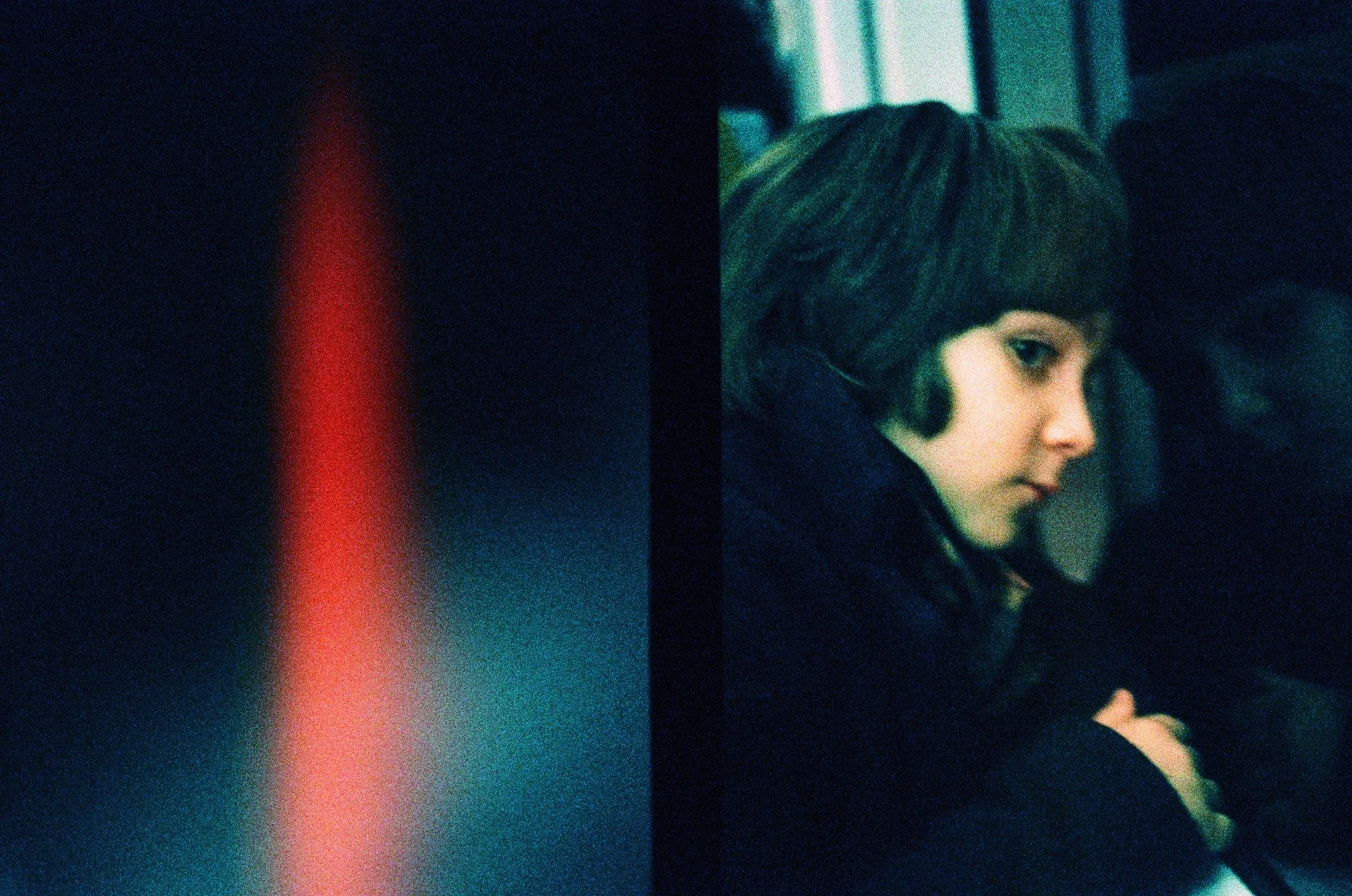 Chronicles, 2025. Paris
&copy; Julien Pebrel / @agence_myop

#julienpebrel #documentaryphotography #halfformat #photographie #photo #photography #photographer #portrait #agence_myop #revueepic #neweastinfocus #Fisheyelemag