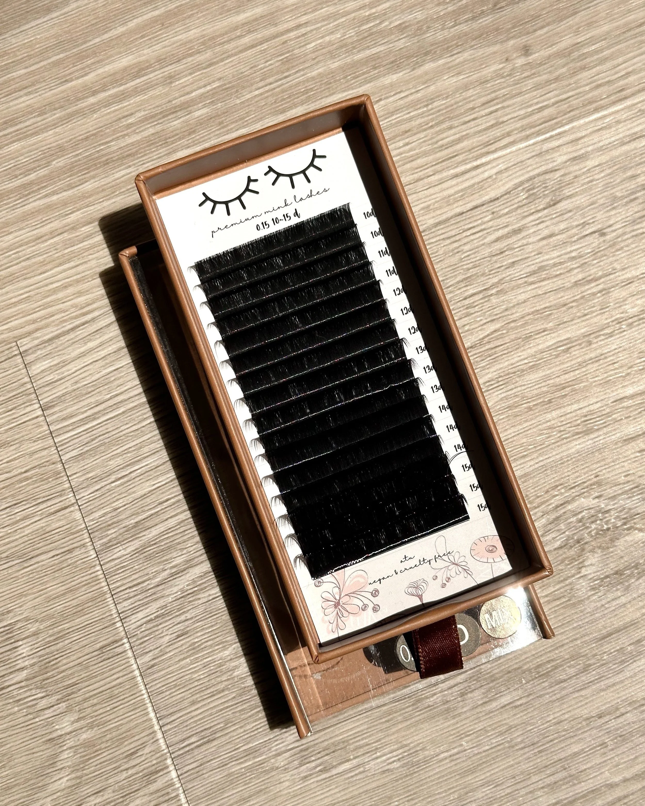 0.15 CLASSIC LASH TRAYS ⋆.ೃ࿔*:･