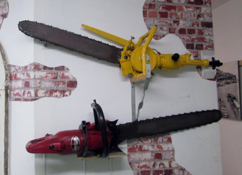 Old chainsaws