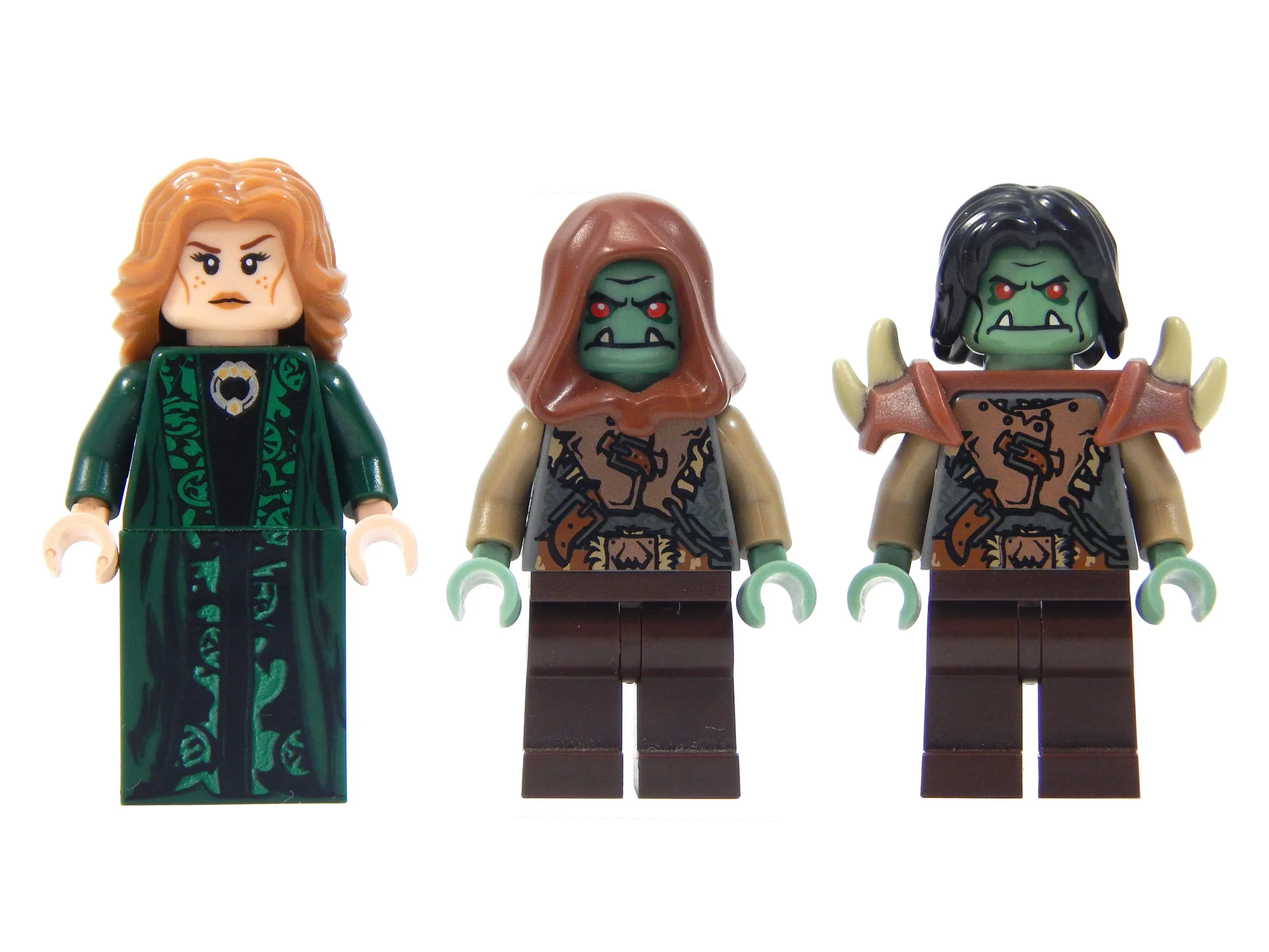 64038 Minifigures.jpg