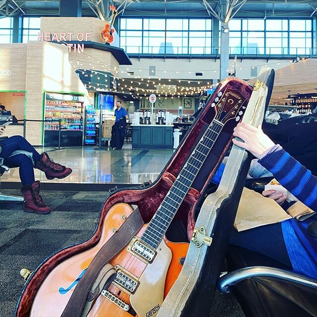 Seeing double #heartofaustin #austinairport Born Twins is HEADED TO #SANTAFE to play FRIDAY @rufinataproom_secondstreetbrew with @holygardendistrict and @thebatrays @secondstreetbrewery #secondstreetbrewery #rufinataproom