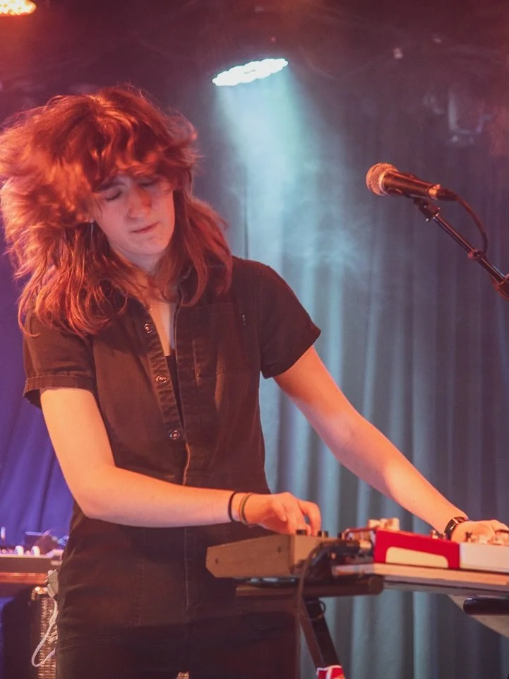 That hair!
Thanks again to @rgrsdentontx @legargoyleband for bringing us up to Denton at the beginning of the month.

Go check out our latest single, links in bio, featuring Gwyneth Luj&aacute;n on the Micro Korg 🎹

Singer Mayberry: Guitar, Vocals, 