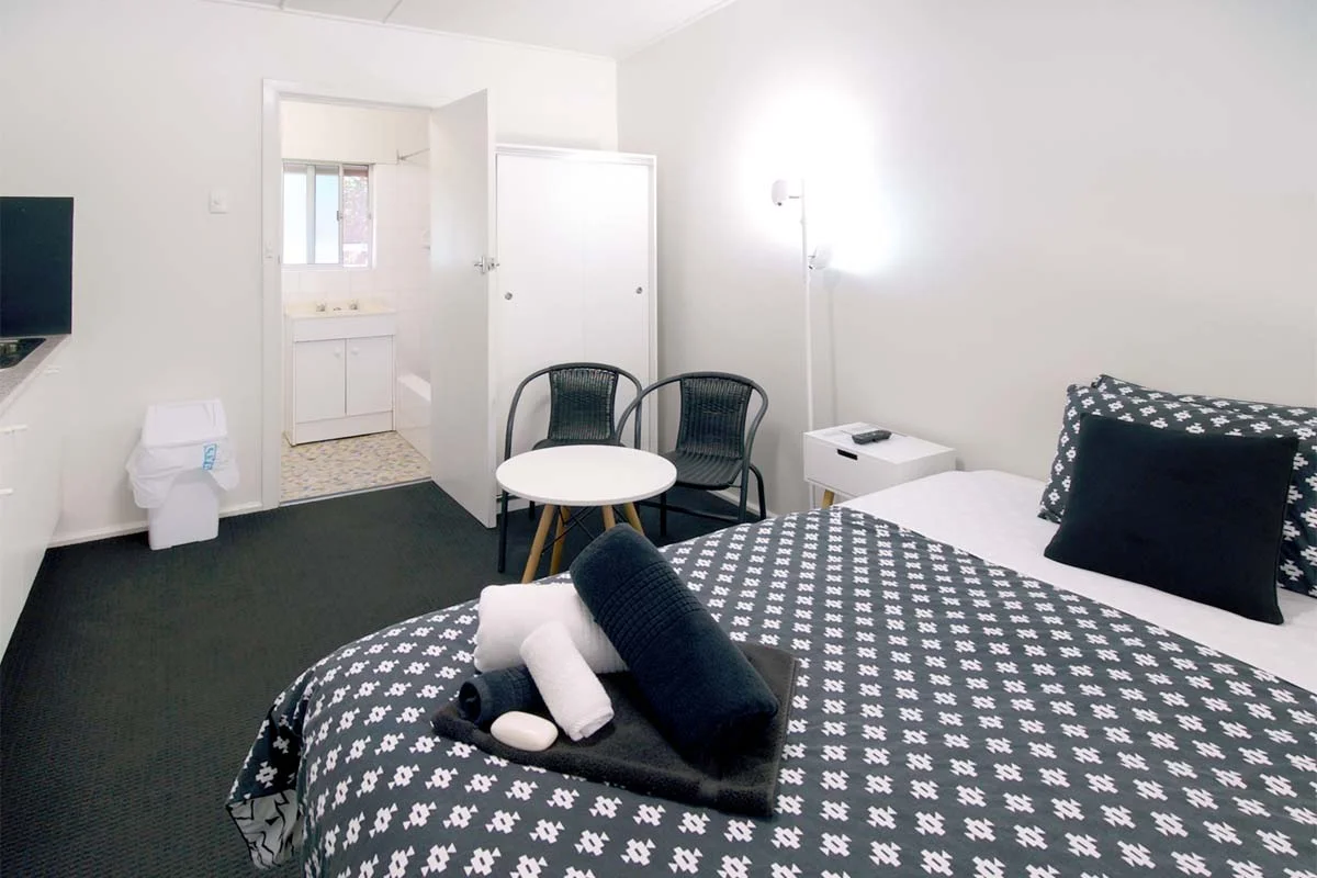 room_1_4_8.jpg