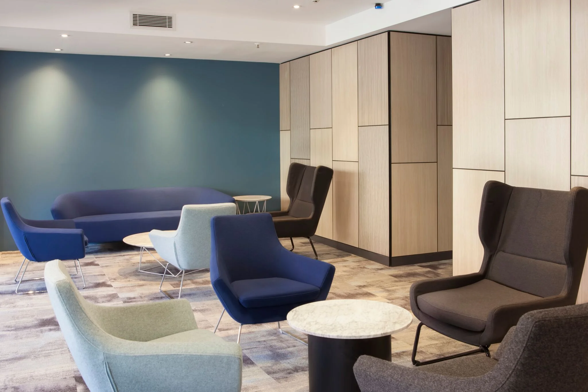 aspire lobby 6520_preview.jpeg