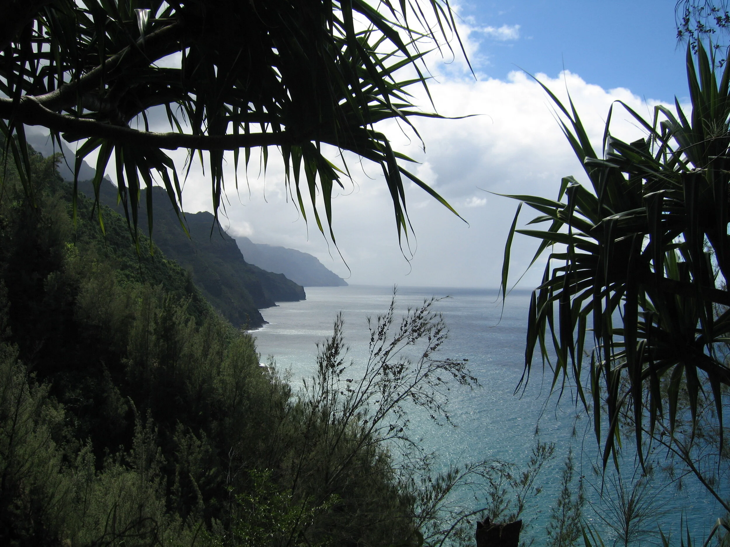 Connie Hunt Photography "Napali Coast Glimpse" (2005)