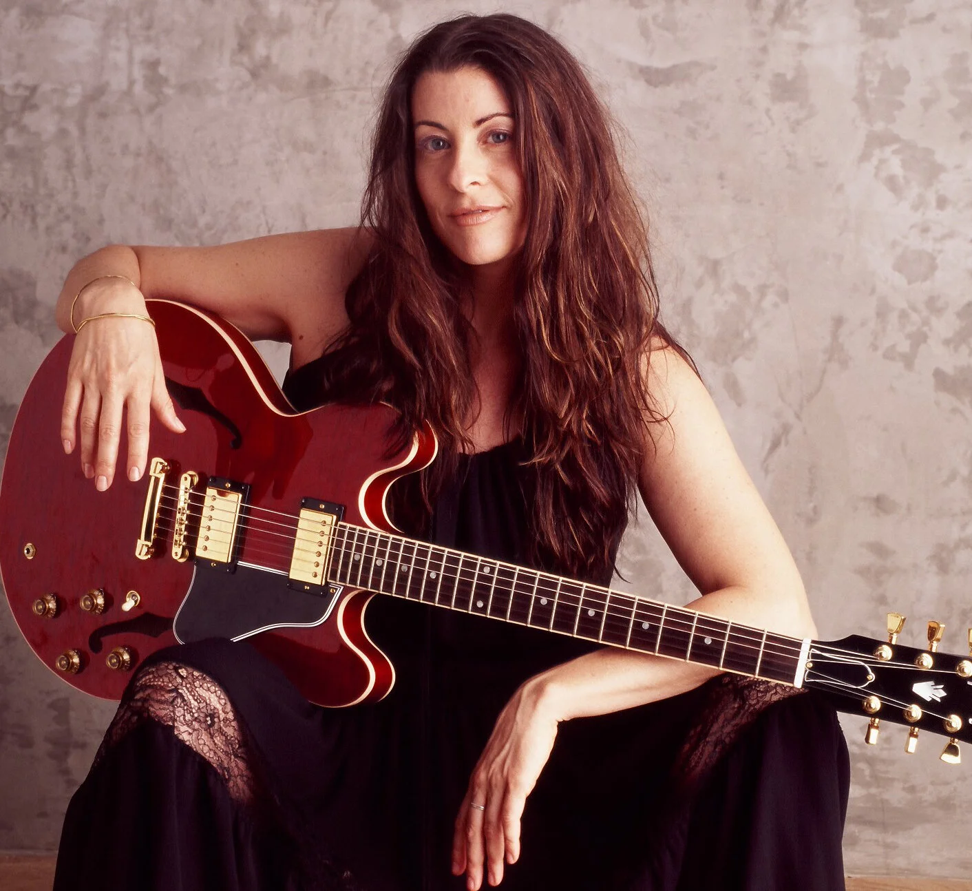 Connie Hunt Big Red Love by Jim Shea