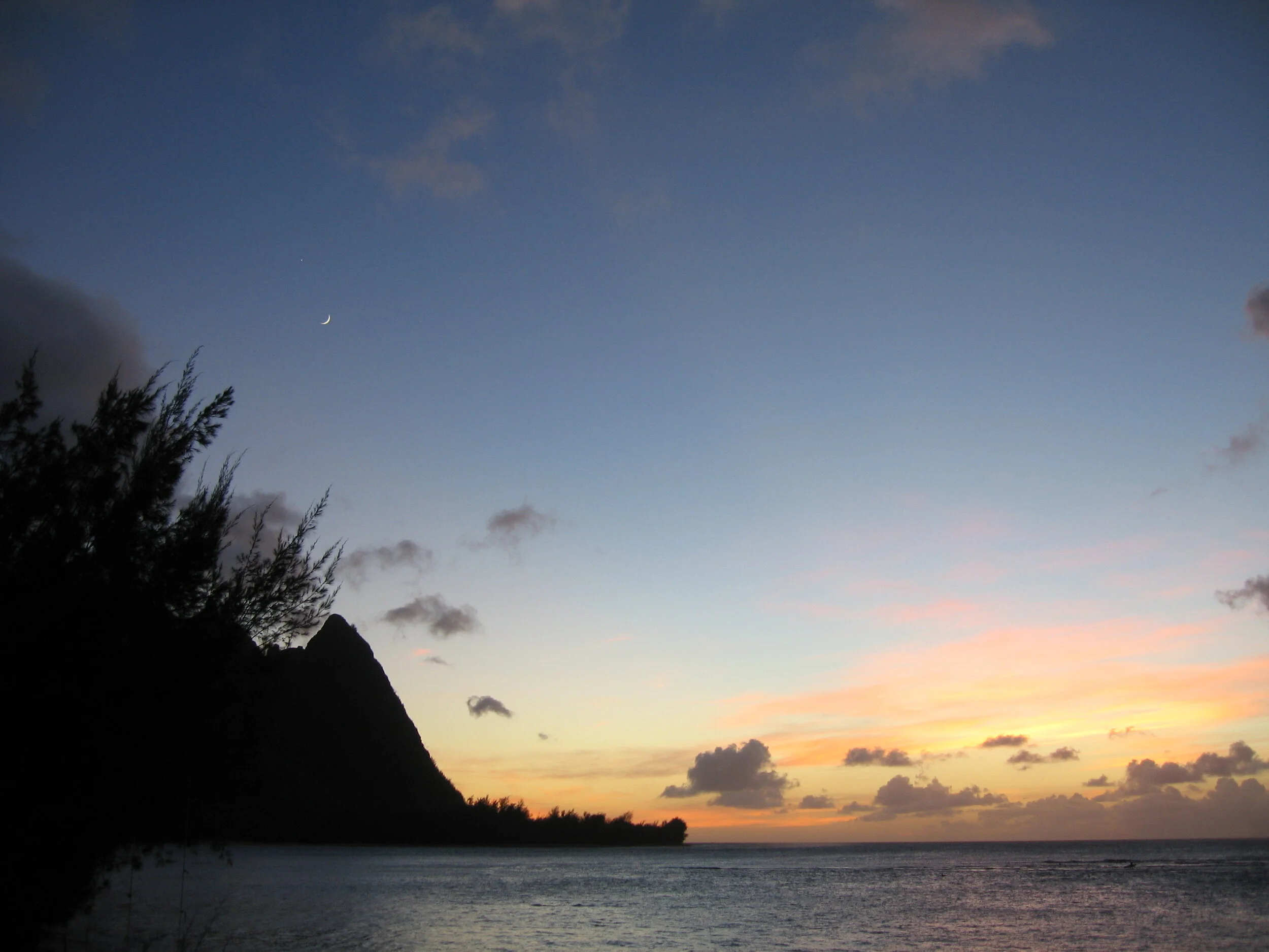 Sunset Makana by Connie Hunt Photography