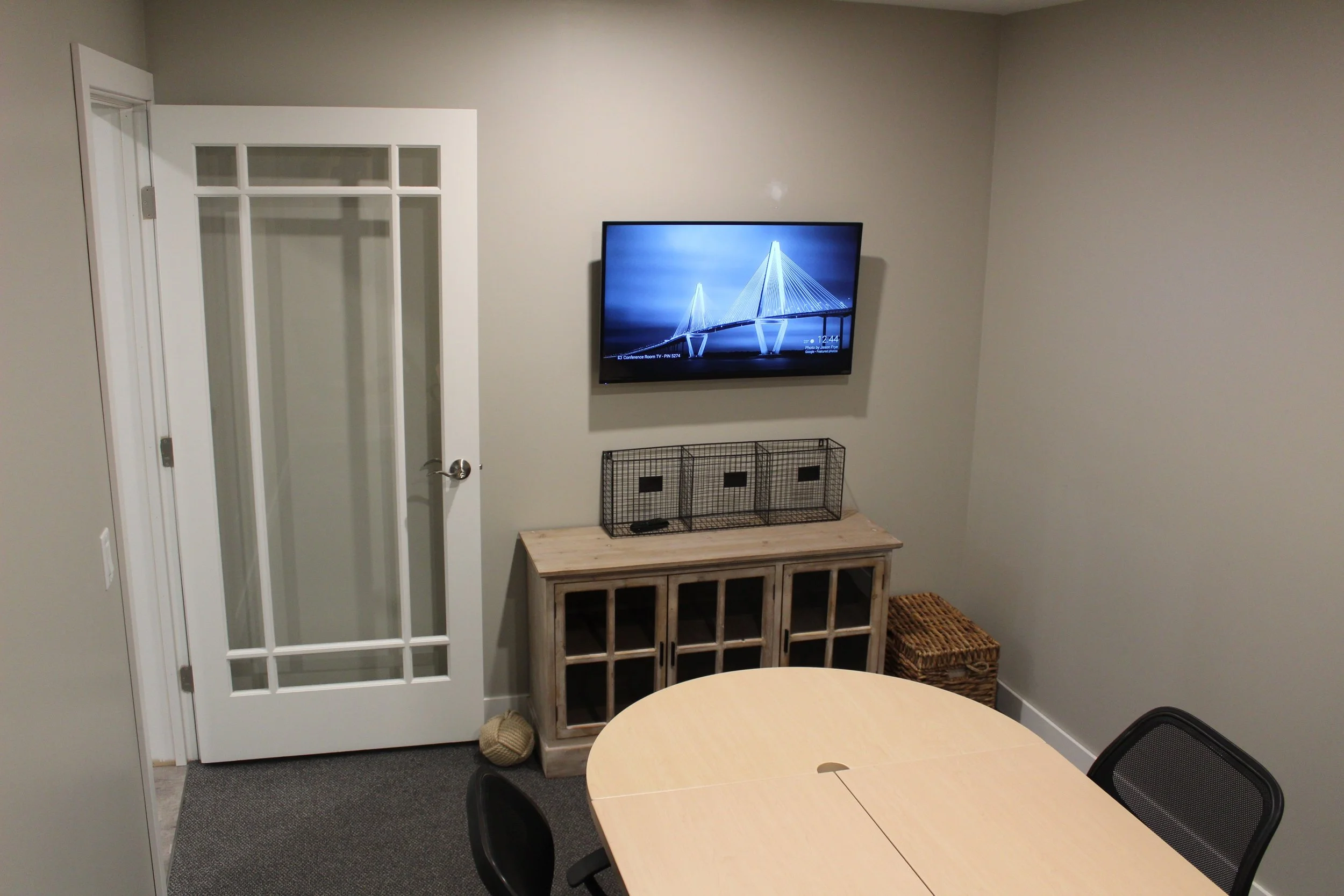 mt-goldie-boardroom-1547060007742.jpeg